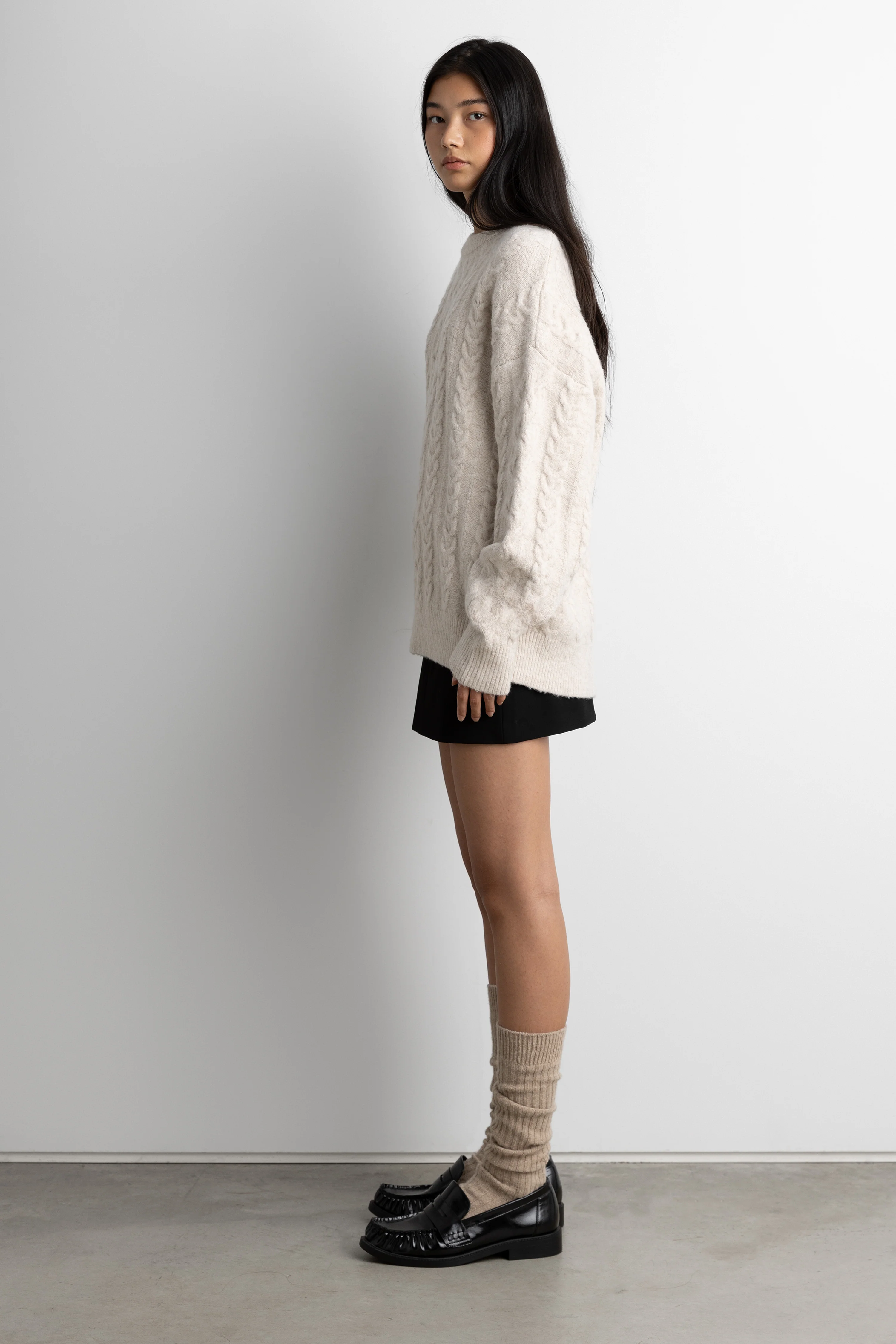 OVERSIZED CABLE KNIT SWEATER - Image 7