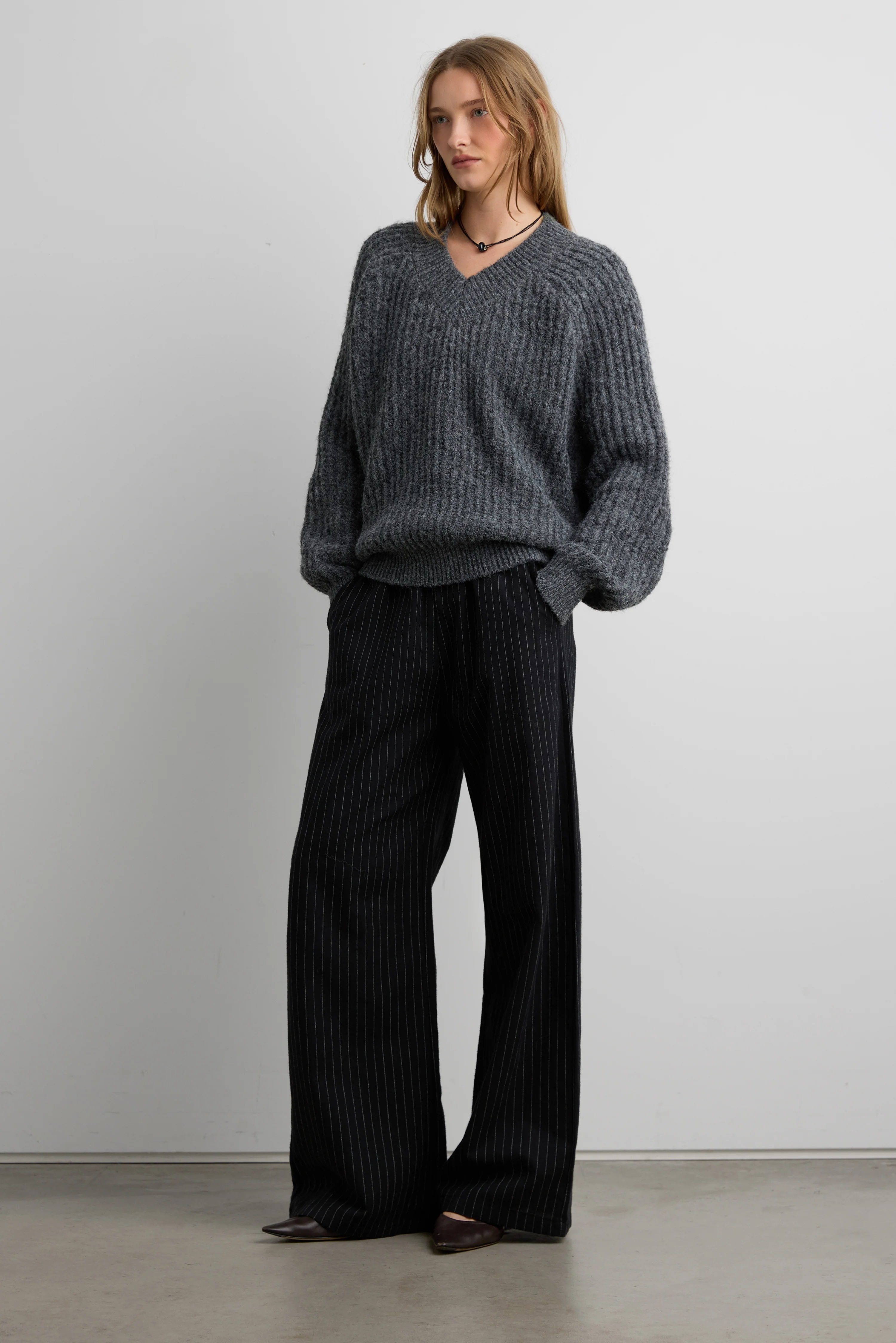 OVERSIZED RAGLAN RIBBED KNIT SWEATER