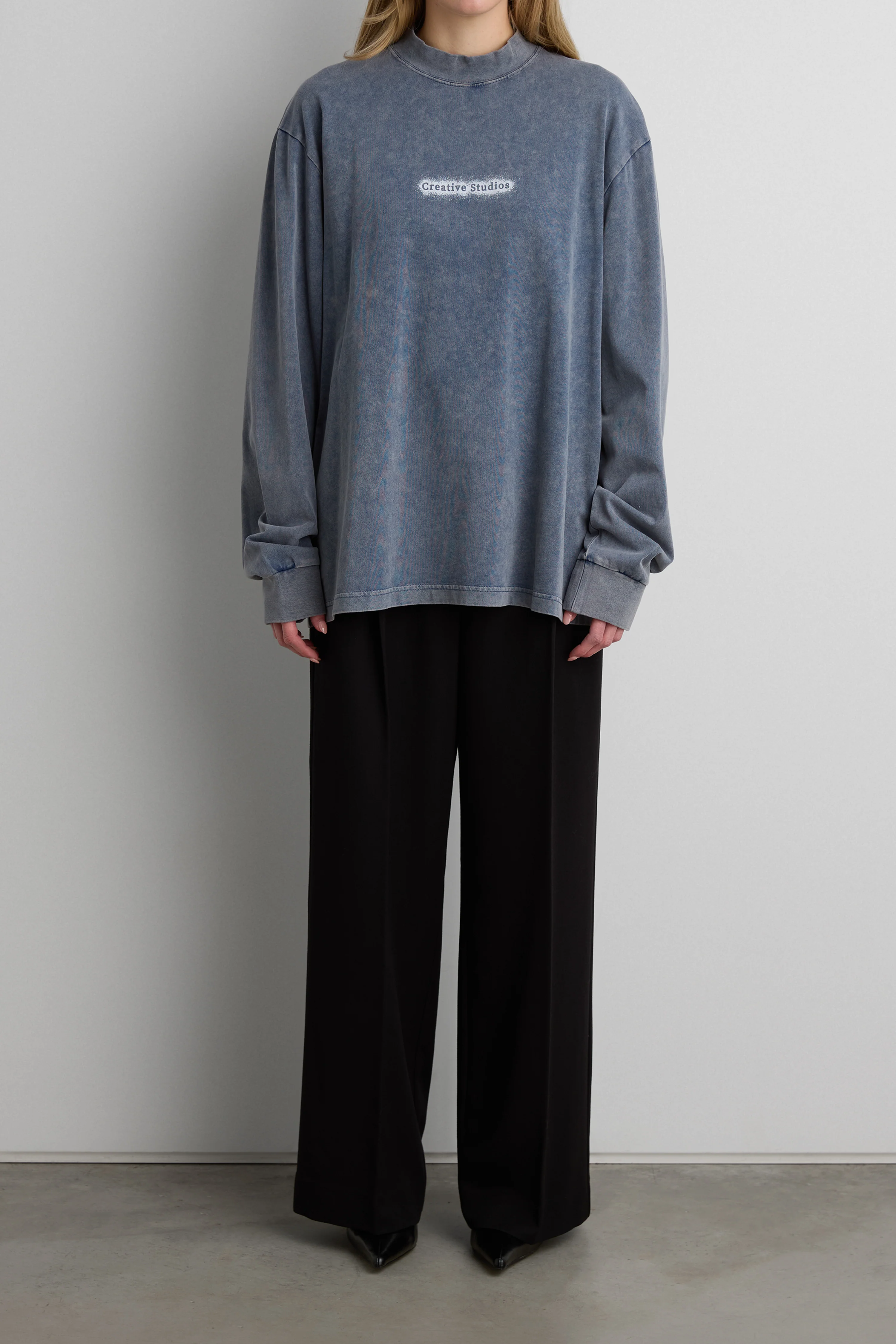 OVERSIZED SLOUCHY LONG SLEEVE GRAPHIC SWEATSHIRT - Image 3