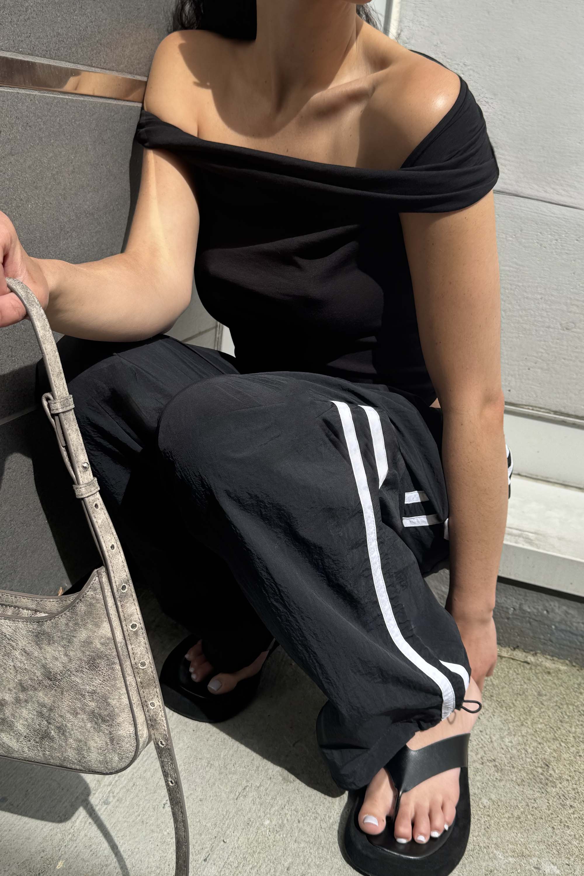 OVERSIZED TRACK PANT - Image 7