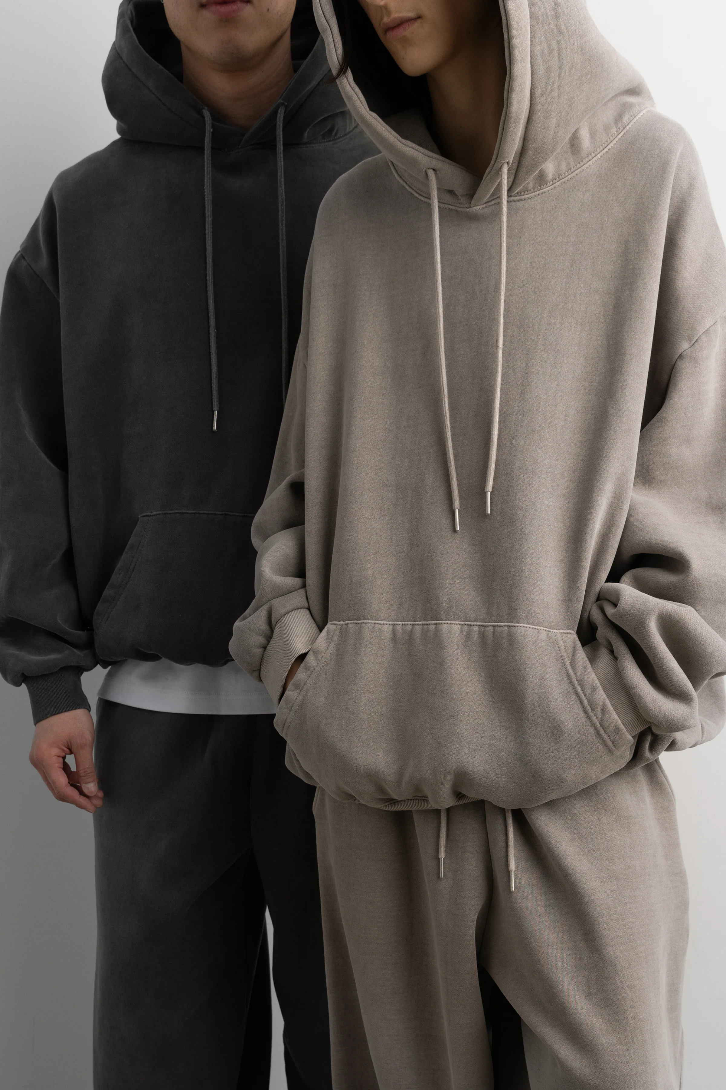 FLEECE STUDIO BOYFRIEND HOODIE - Image 13