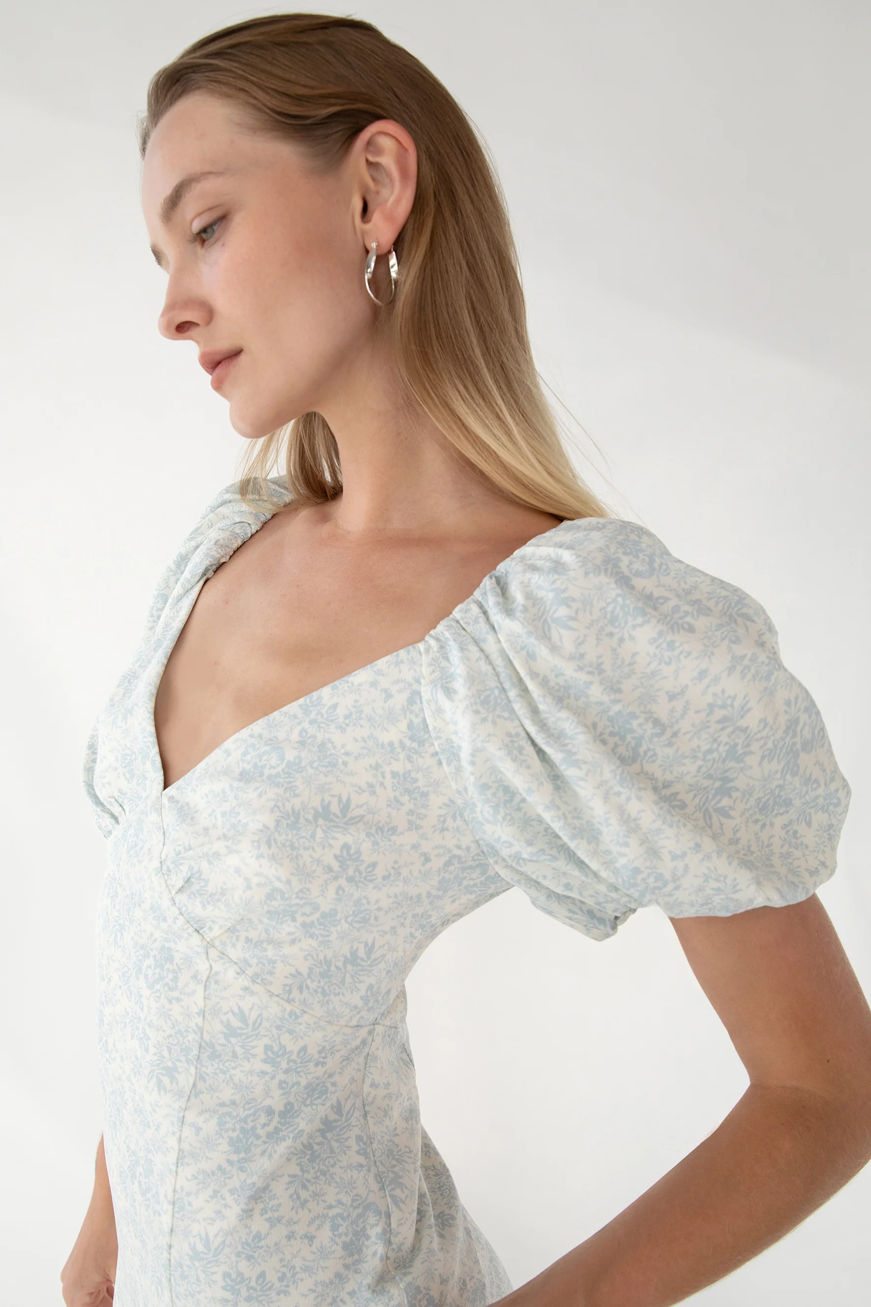 PUFF SLEEVE FLORAL MIDI DRESS - Image 5