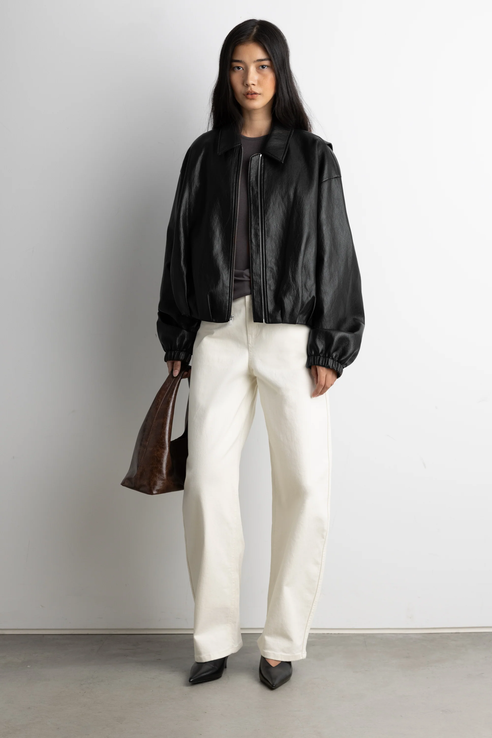 PUFFED VEGAN LEATHER BOMBER JACKET WITH PLEATS - Image 3