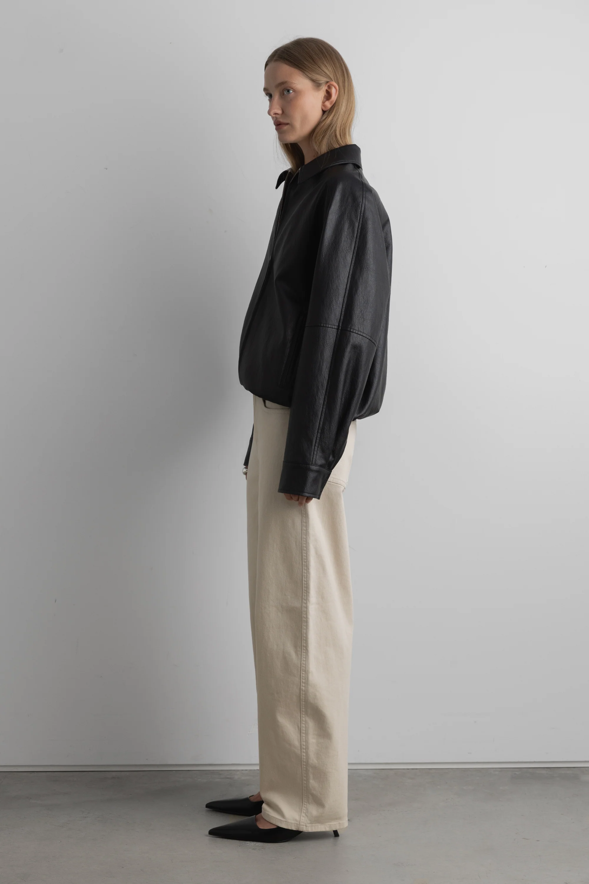 REGULAR LENGTH TWILL BARREL LEG PANT - Image 3