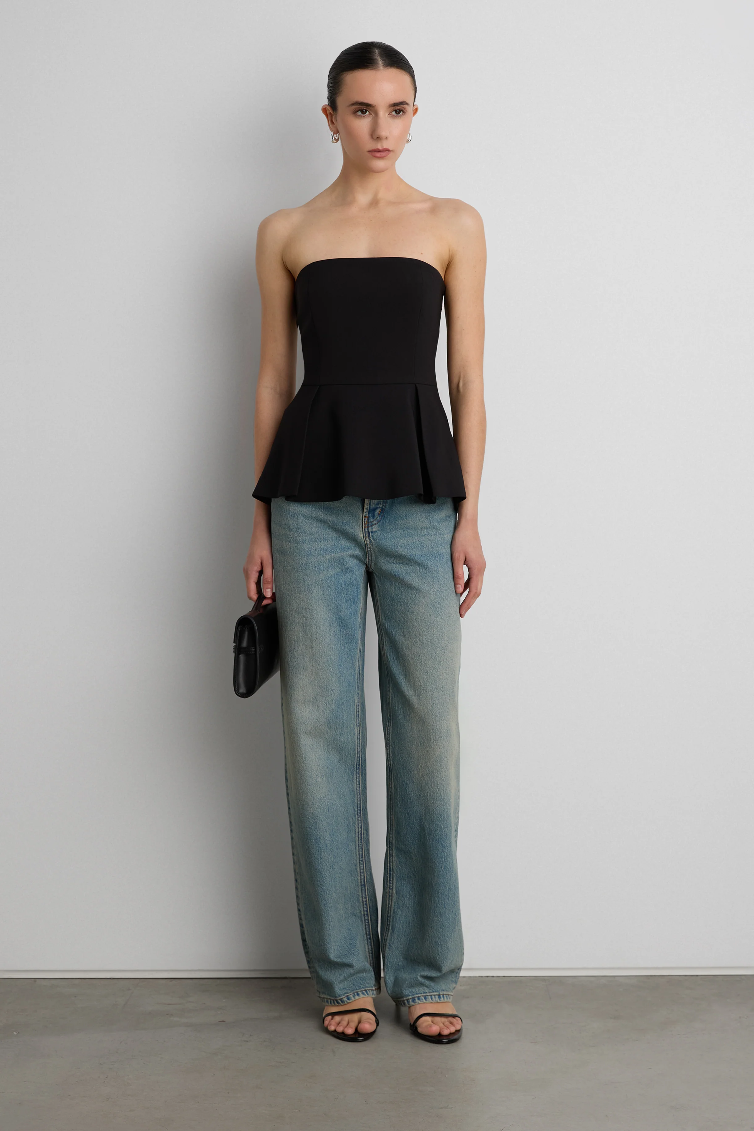 MID-RISE STRAIGHT LEG JEAN - Image 6