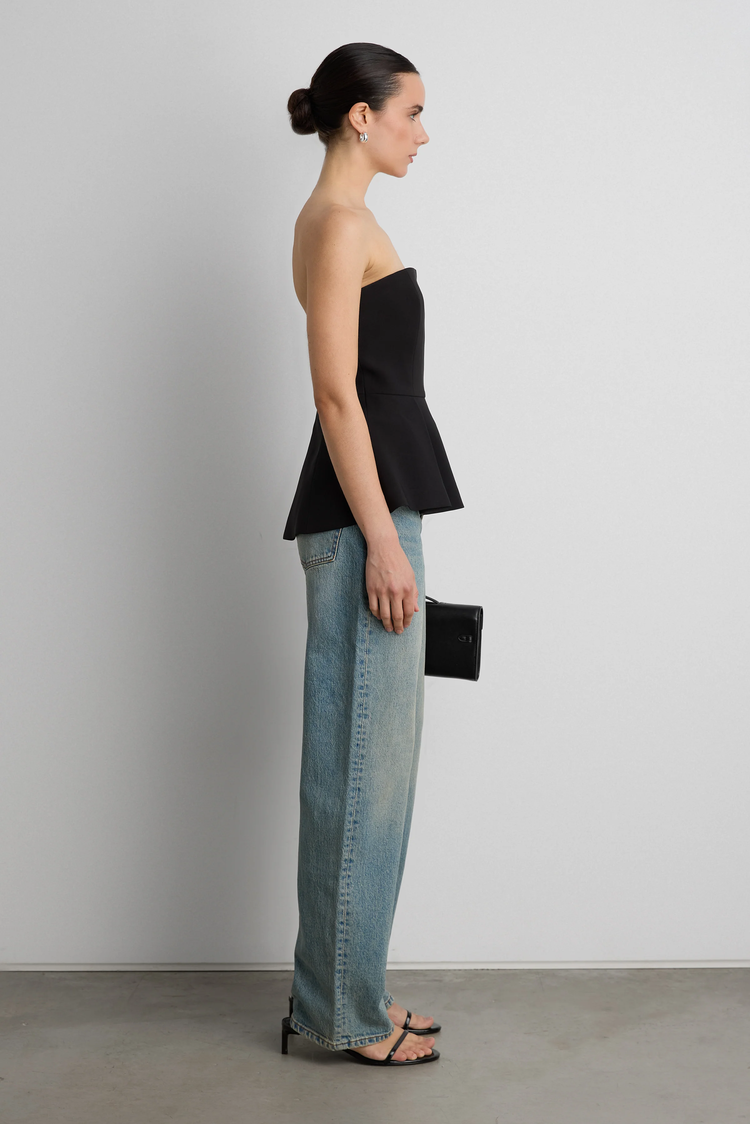 MID-RISE STRAIGHT LEG JEAN - Image 8