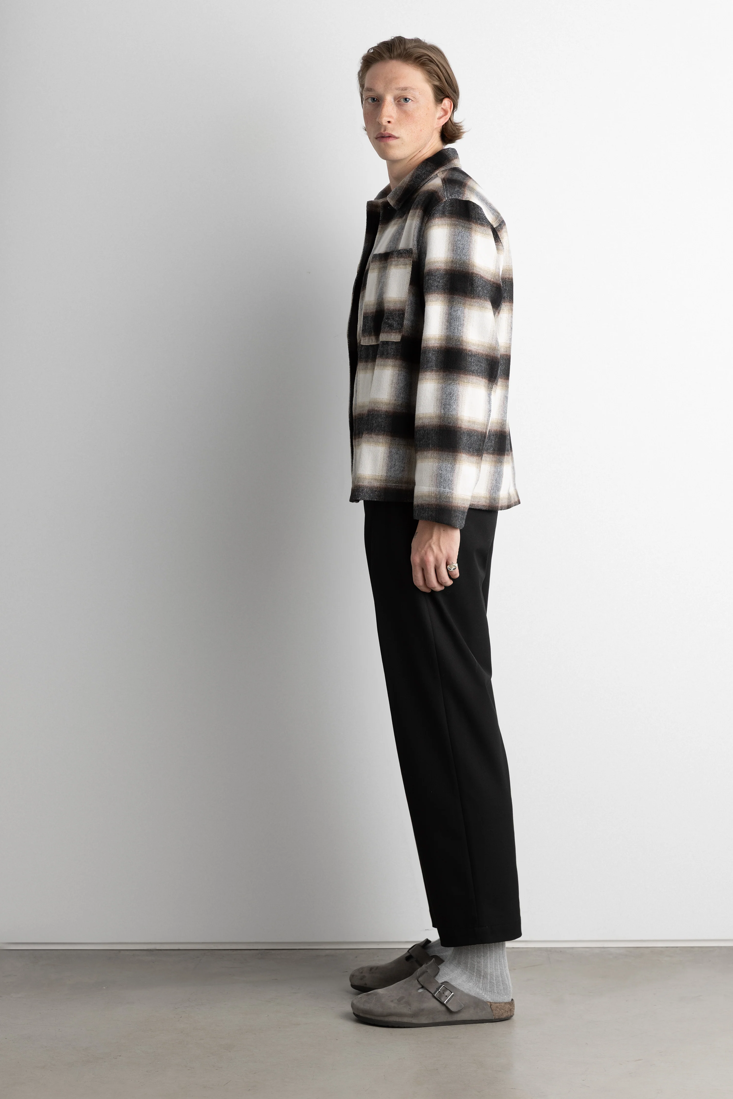 RELAXED FLANNEL BUTTON UP SHIRT - Image 3