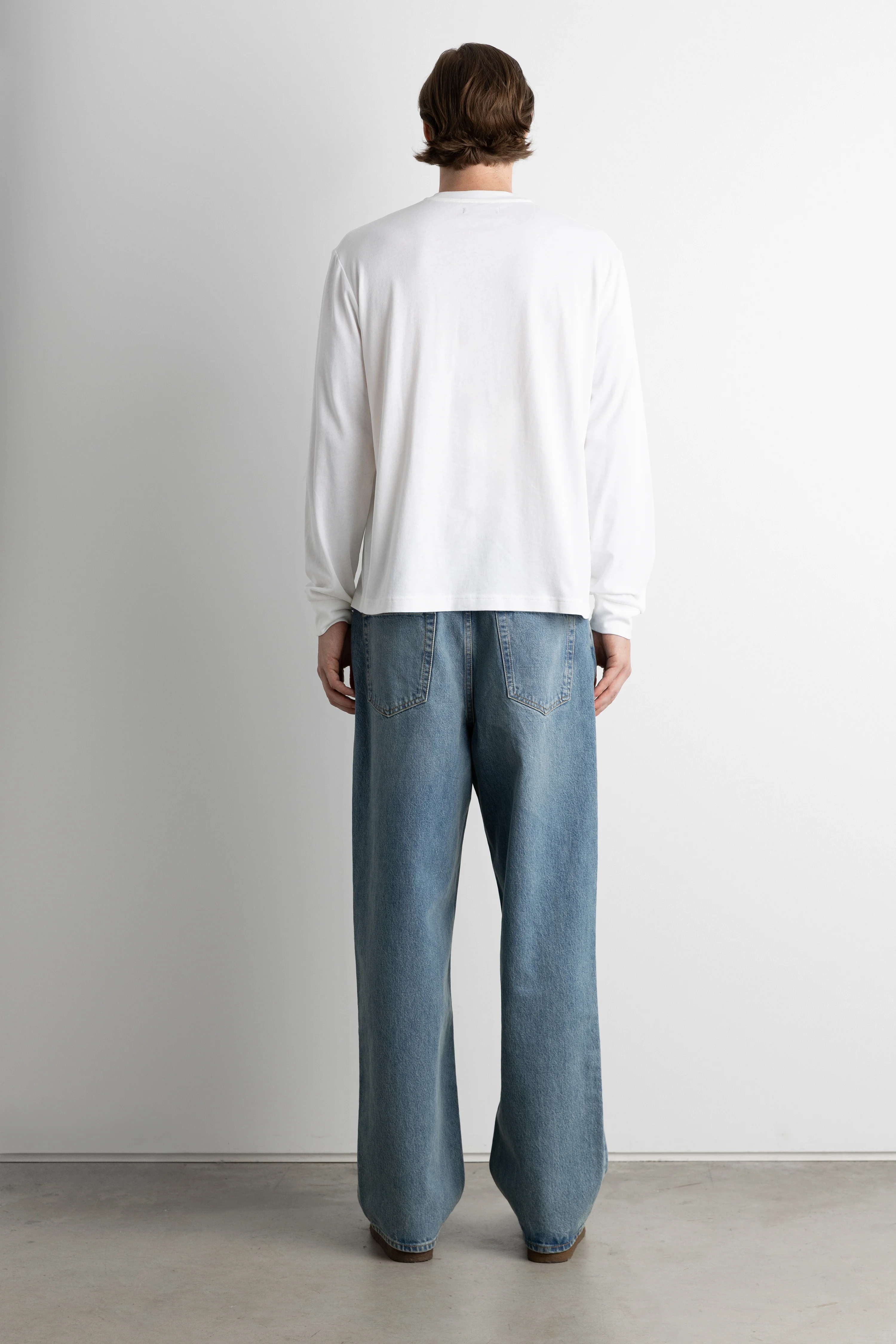 RELAXED LONG SLEEVE CREWNECK T-SHIRT - Image 4