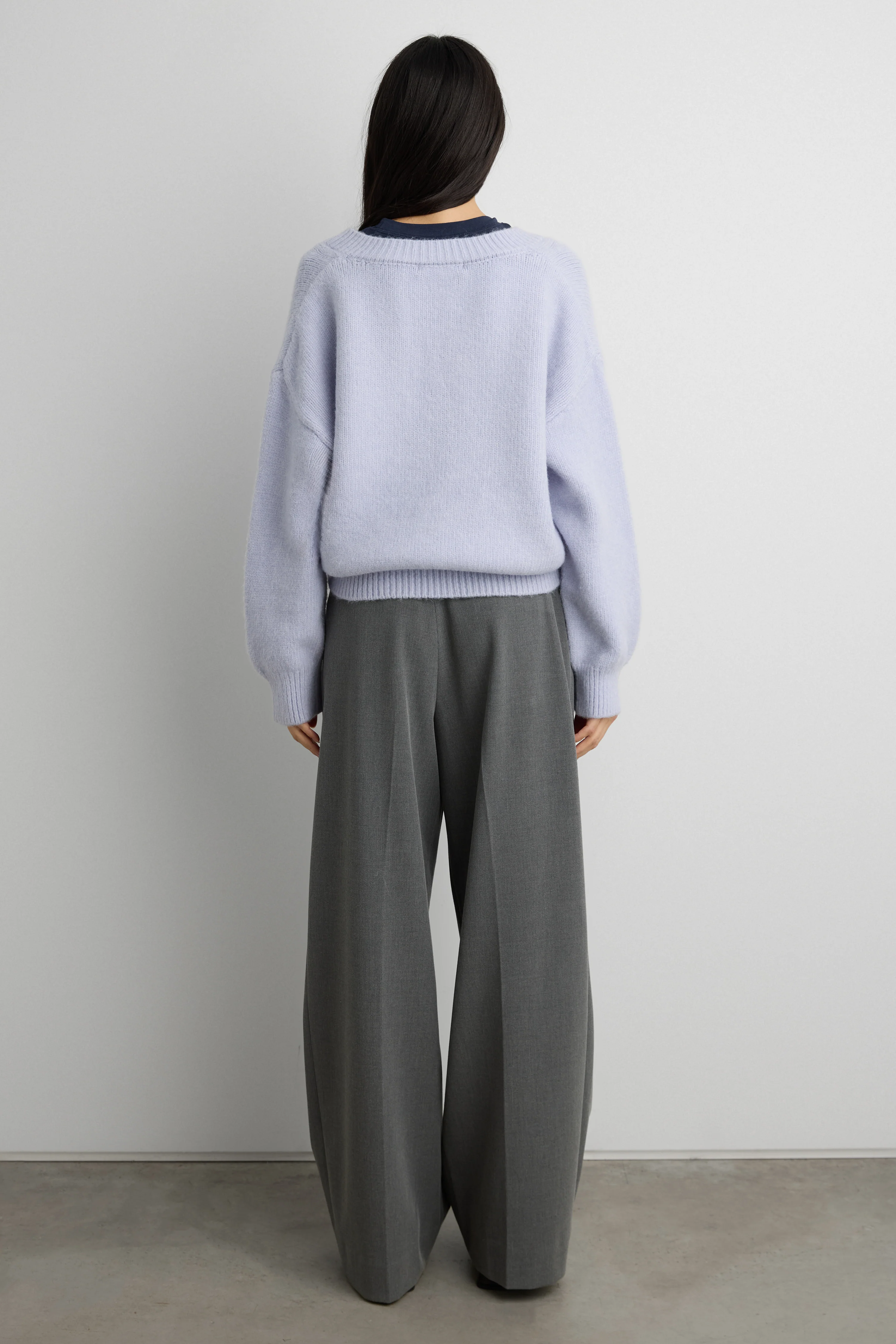 RIBBED KNIT V-NECK SWEATER - Image 5