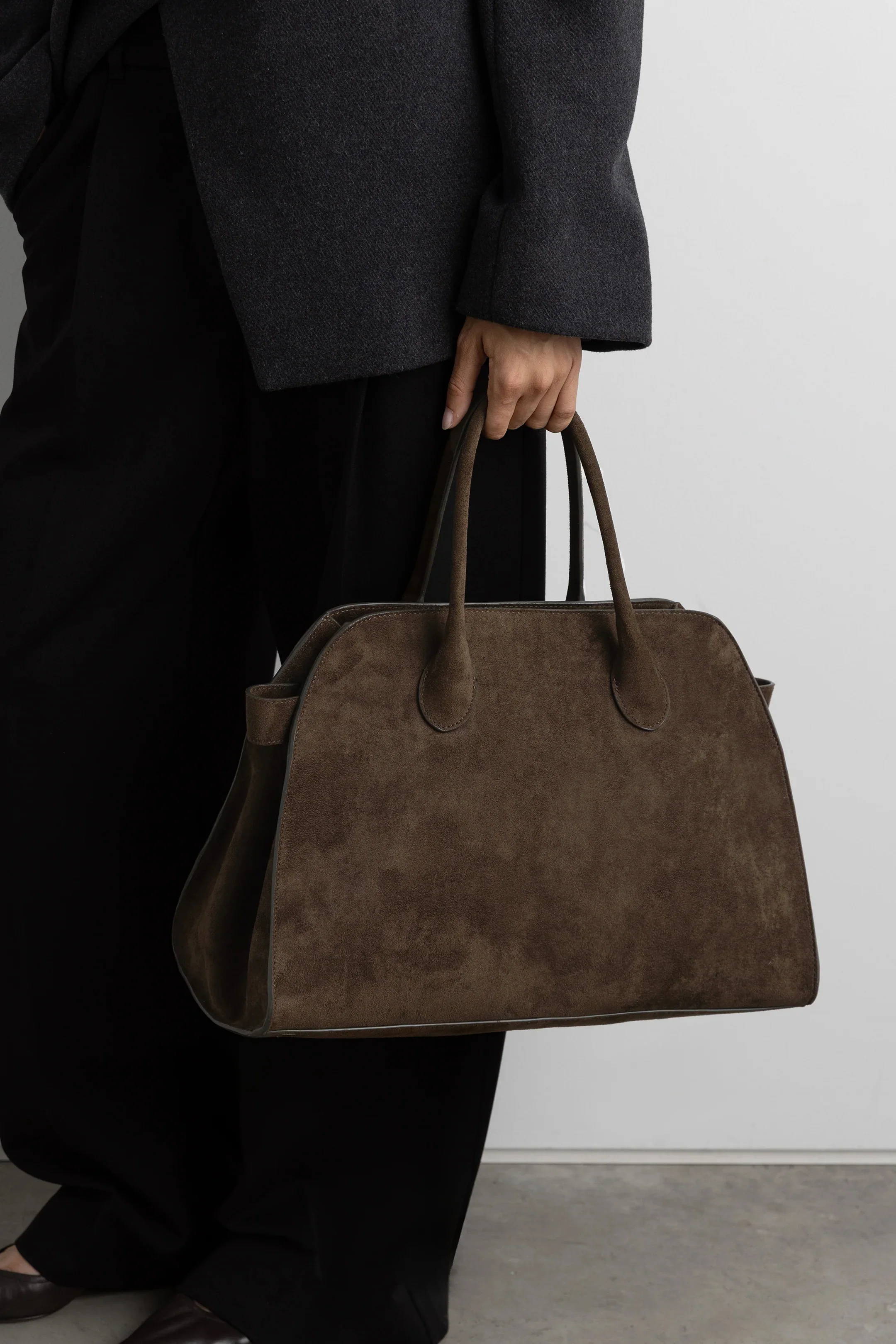 ROWAN BAG IN VEGAN SUEDE - Image 2
