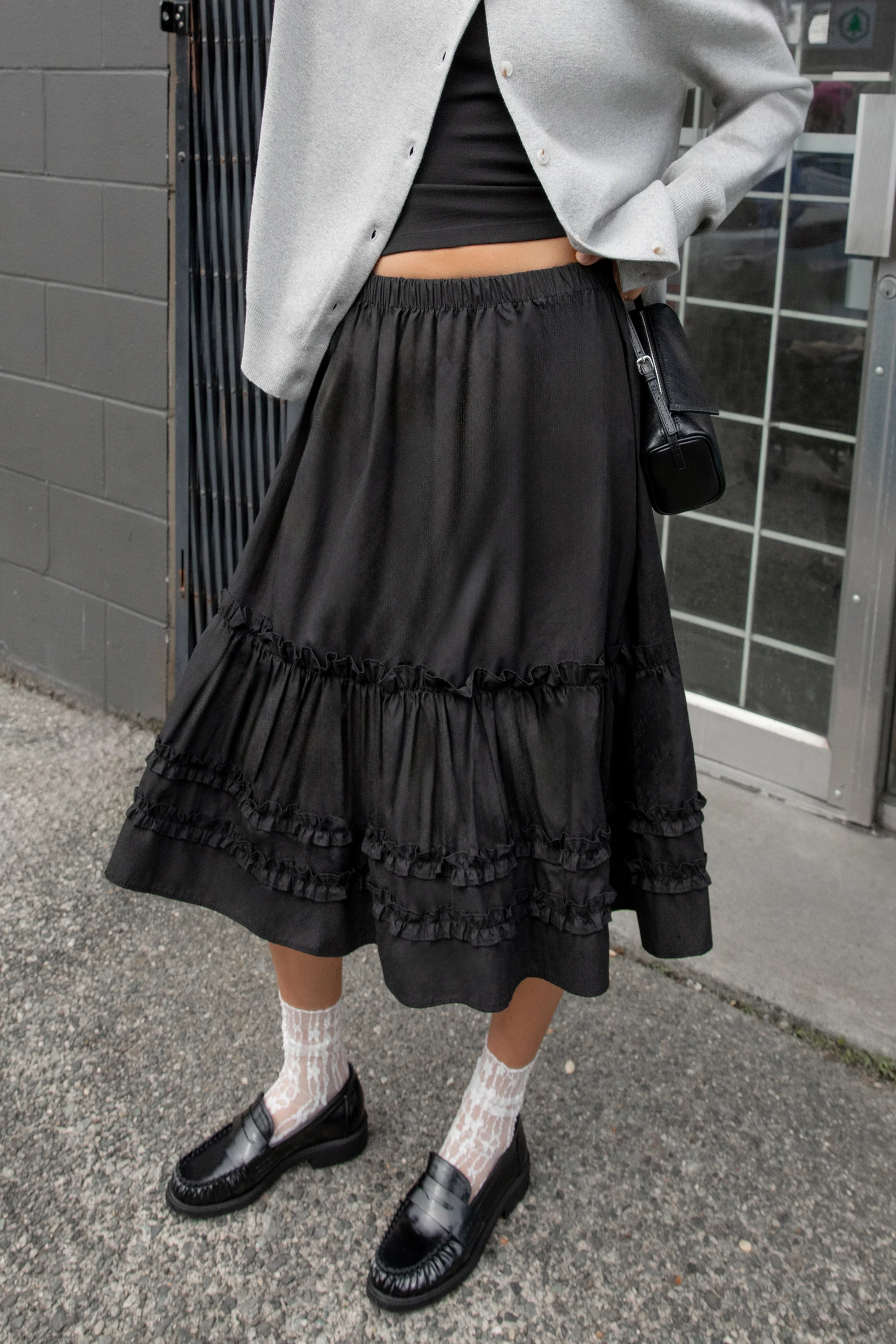RUFFLED MIDI SKIRT