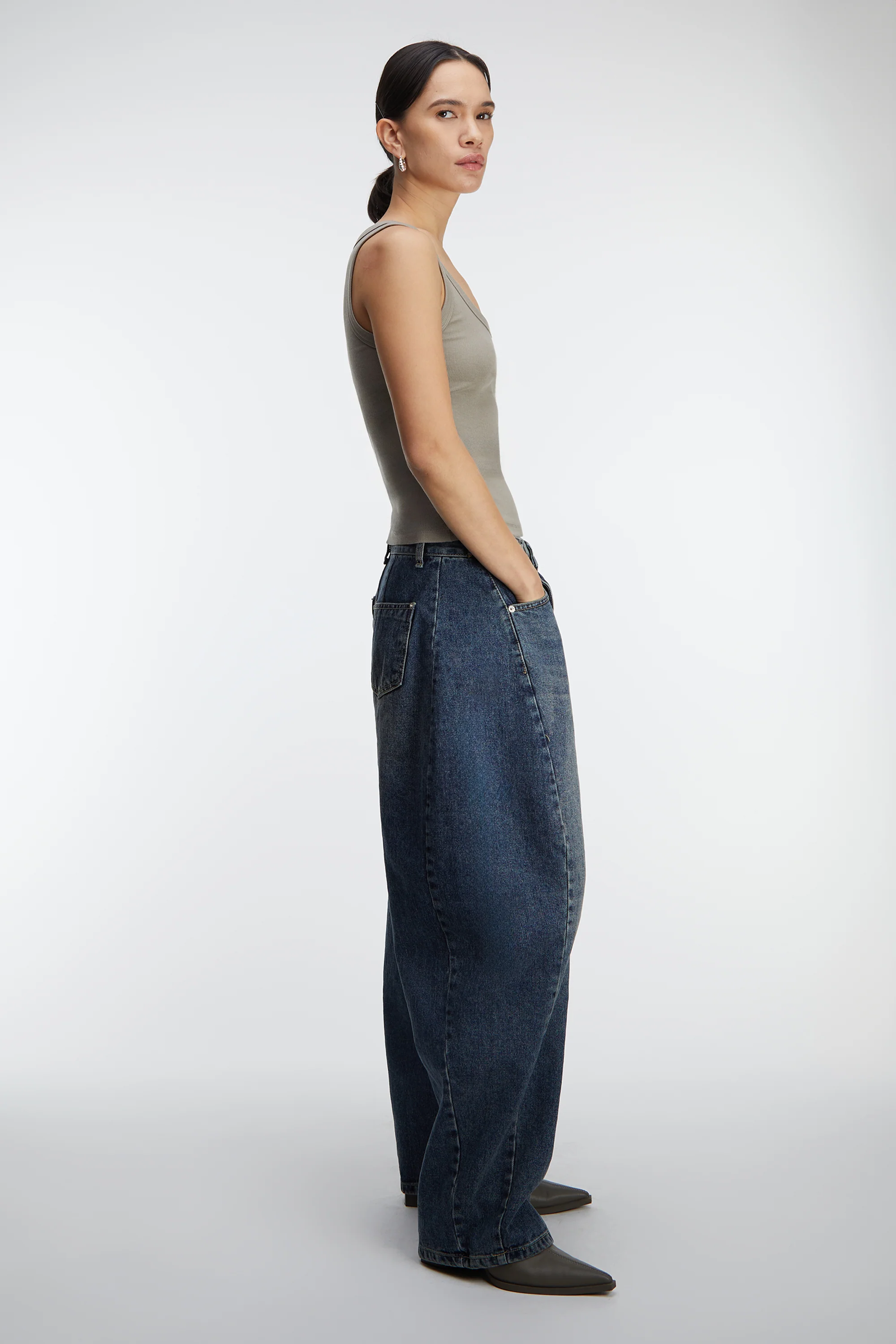 RIBBED MODAL SCOOP NECK TANK TOP - Image 10