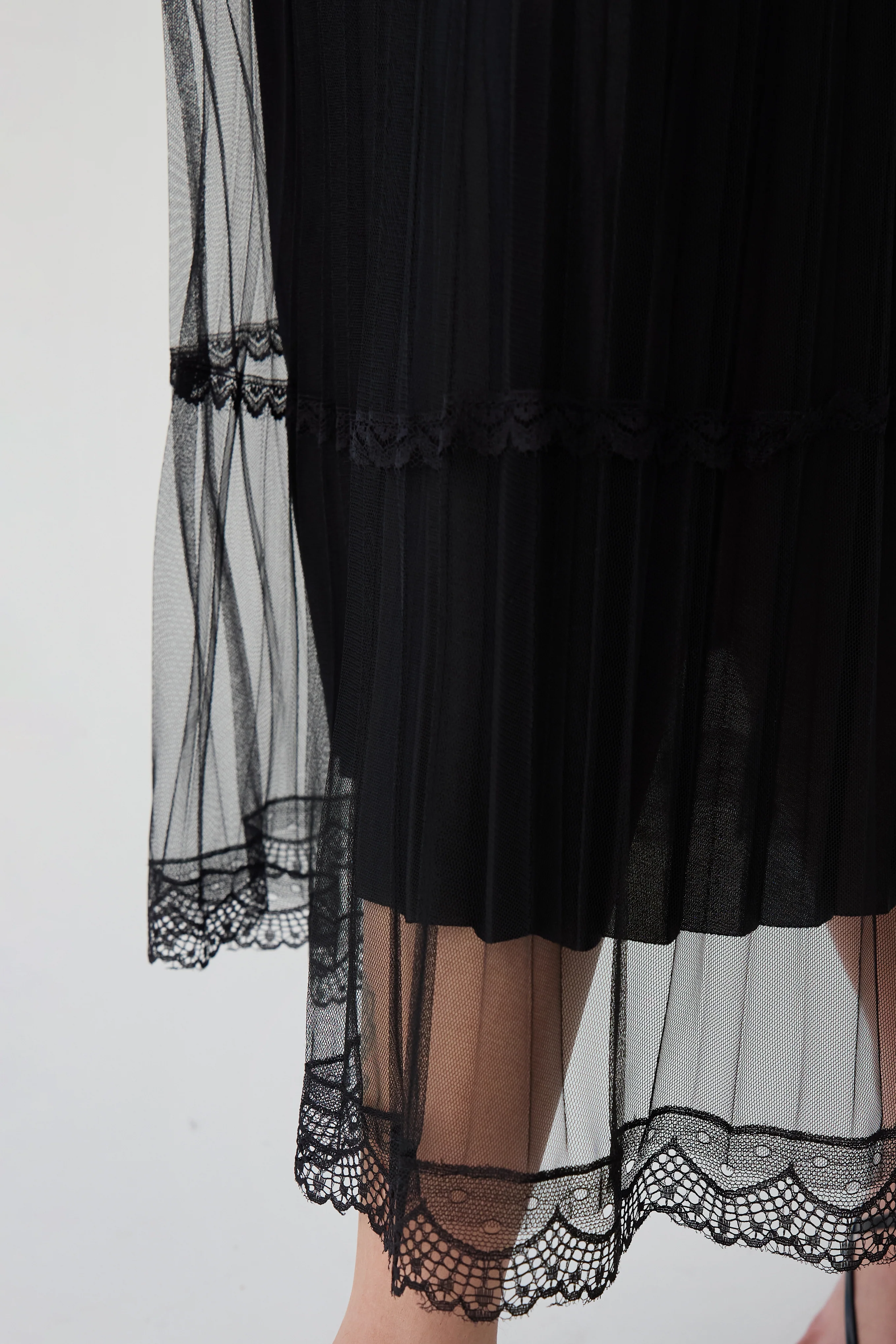 SHEER LACE TIERED MAXI SKIRT - Image 6