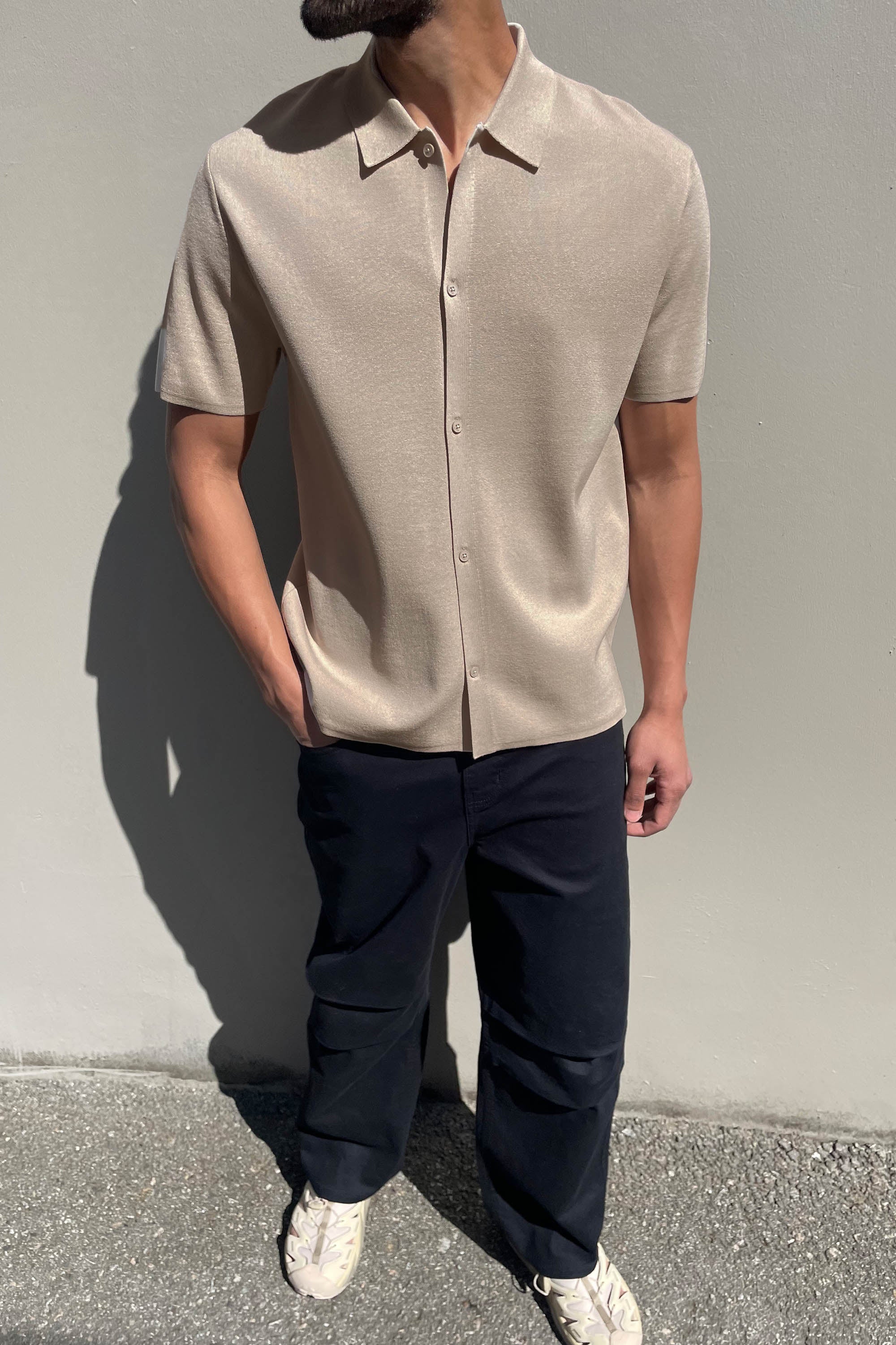 SHORT SLEEVE BUTTON UP SWEATER - Image 5