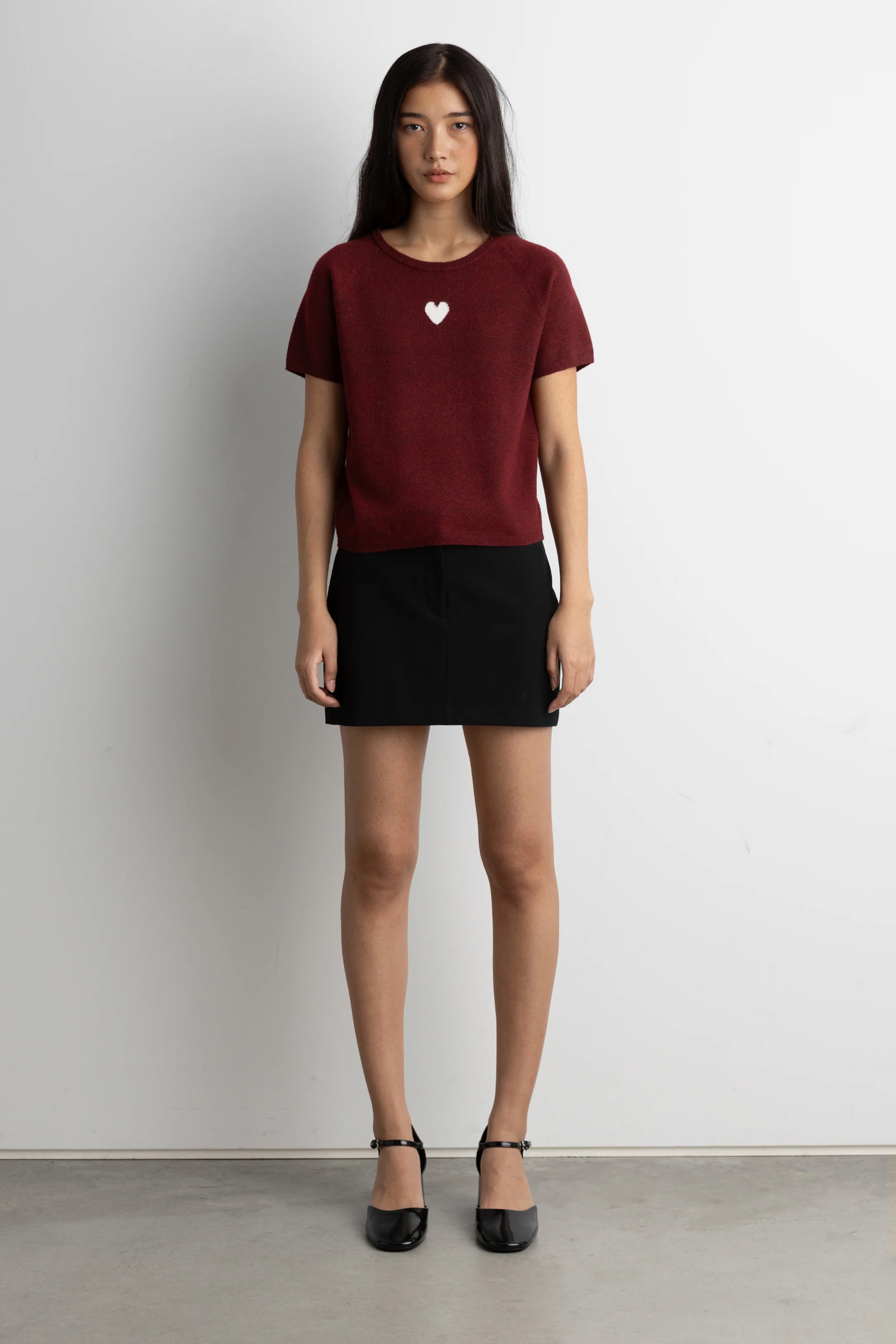 SHORT SLEEVE HEART SWEATER