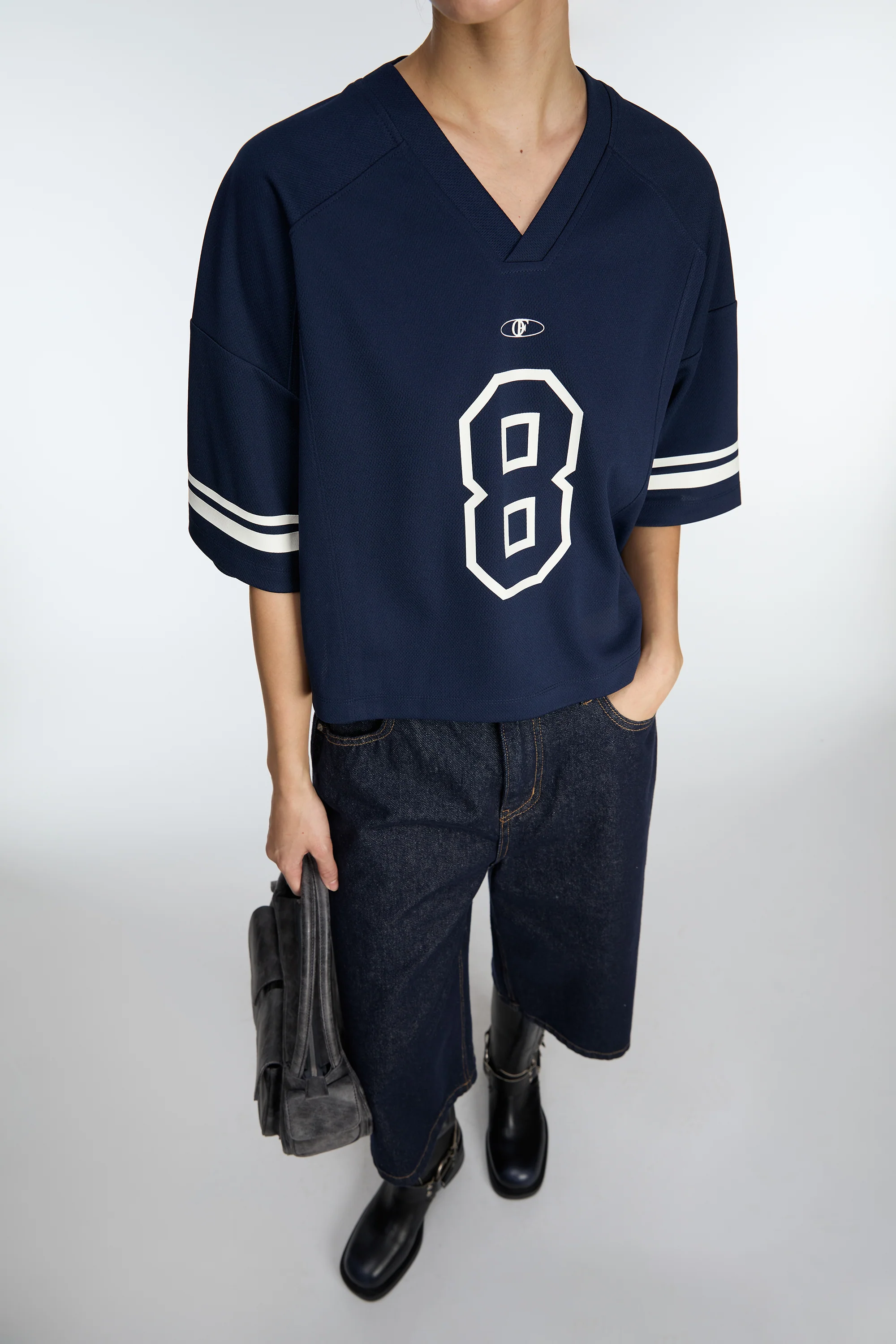 SHORT SLEEVE V-NECK JERSEY - Image 2