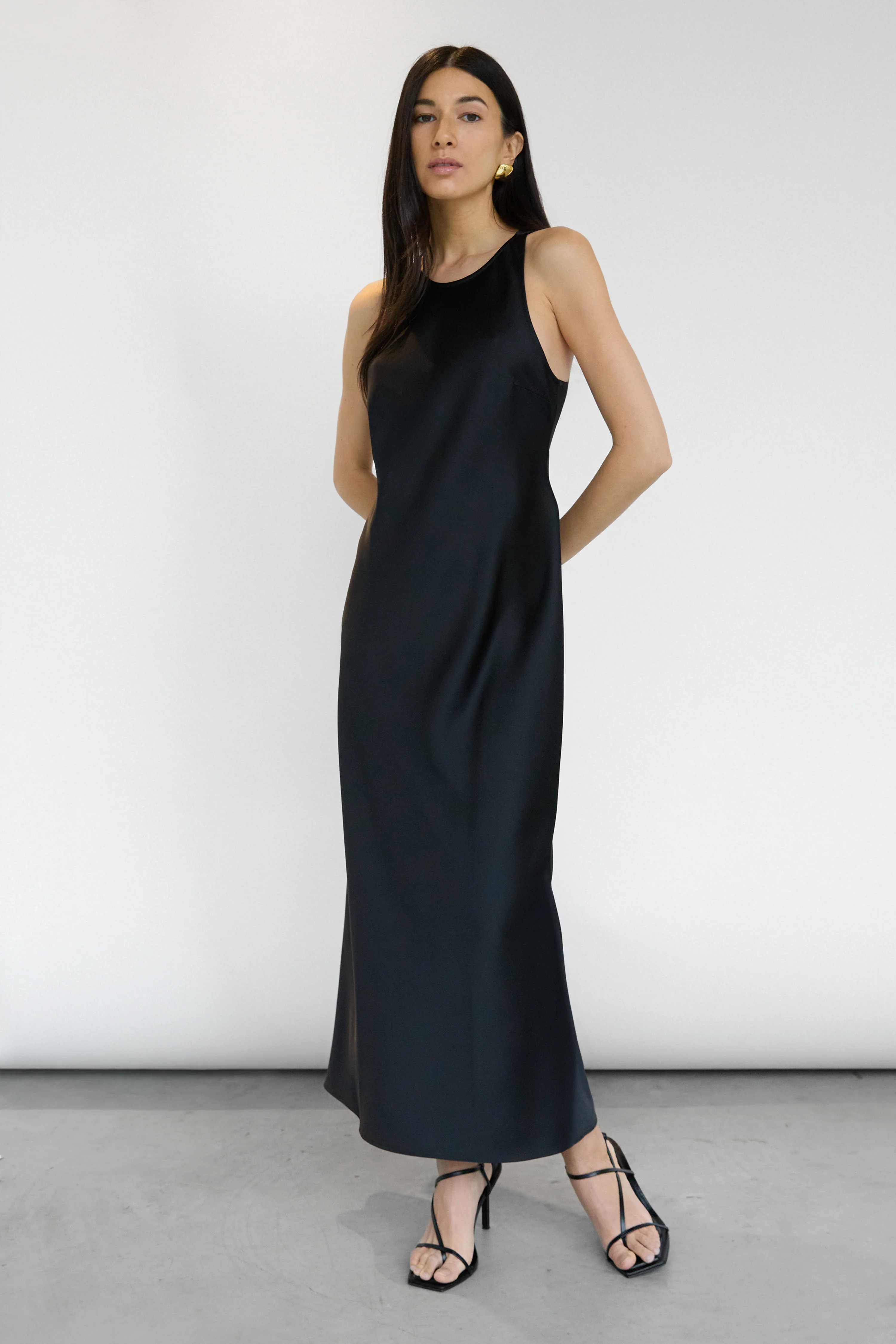 SLEEVELESS MIDI SATIN DRESS - Image 5