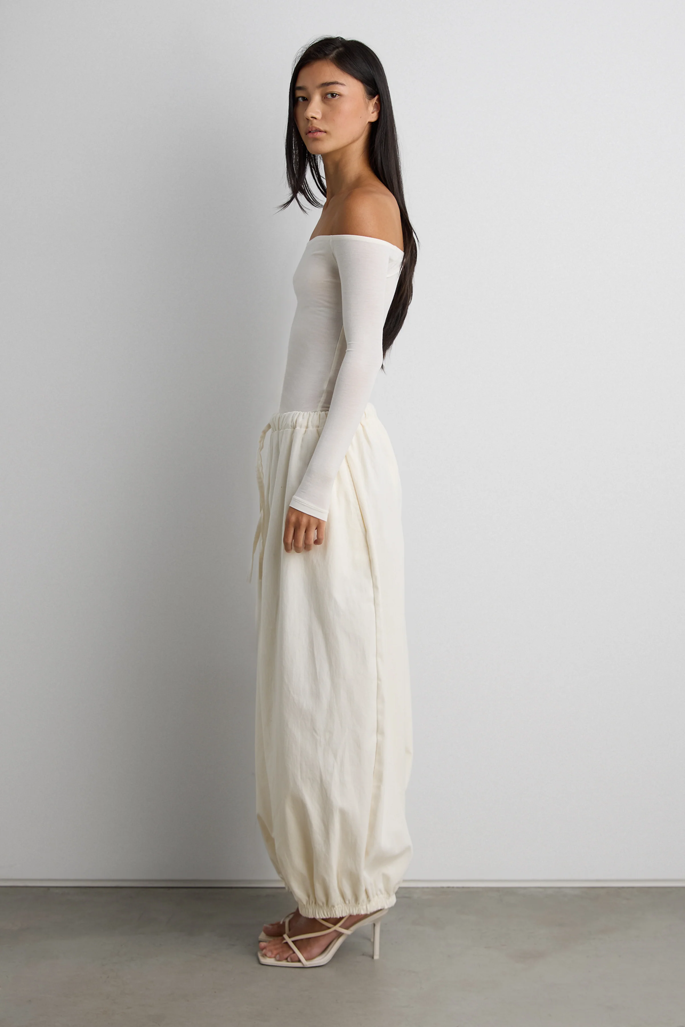 SHEER LIGHTWEIGHT OFF THE SHOULDER TOP - Image 2
