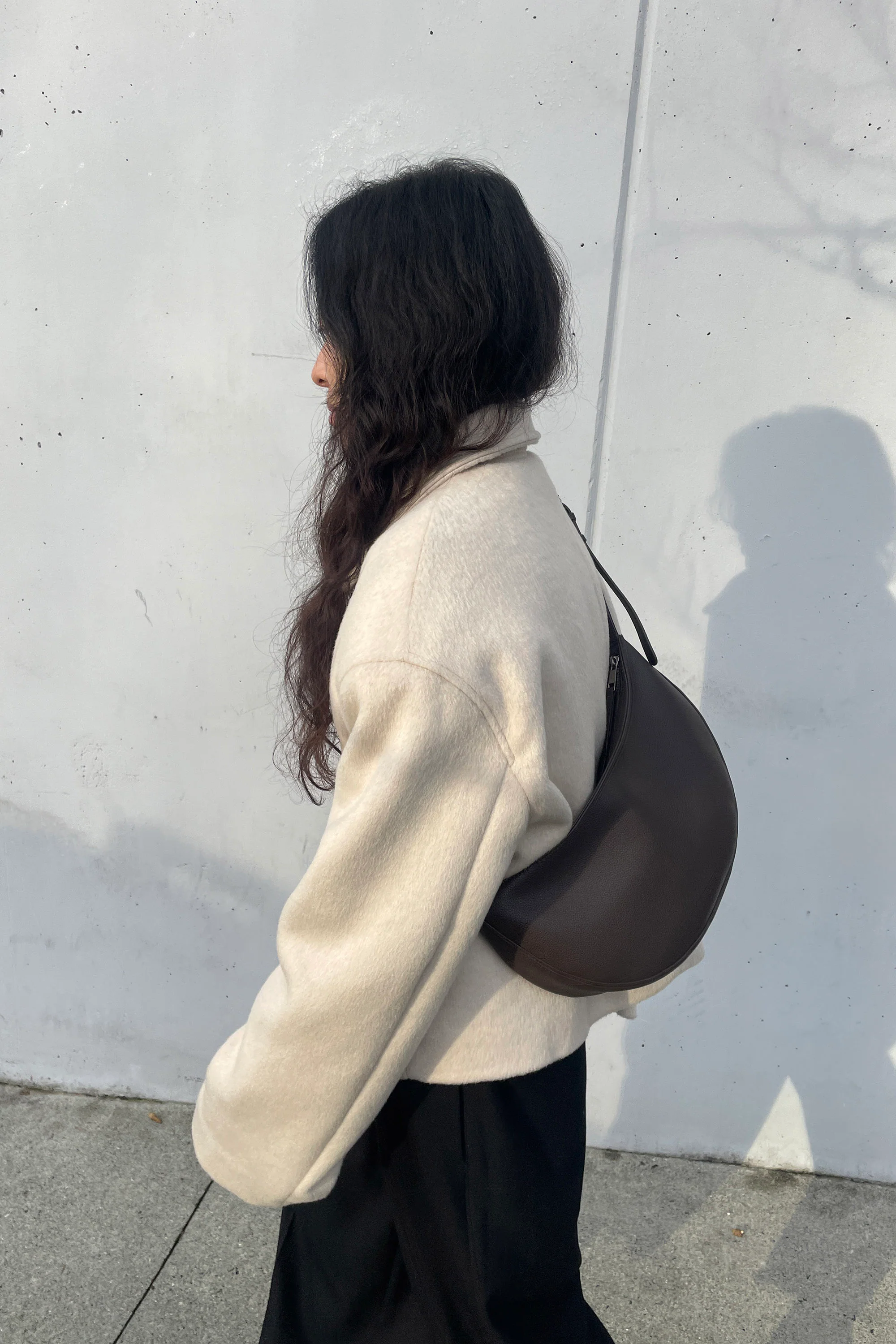 VEGAN LEATHER SLING BAG - Image 7