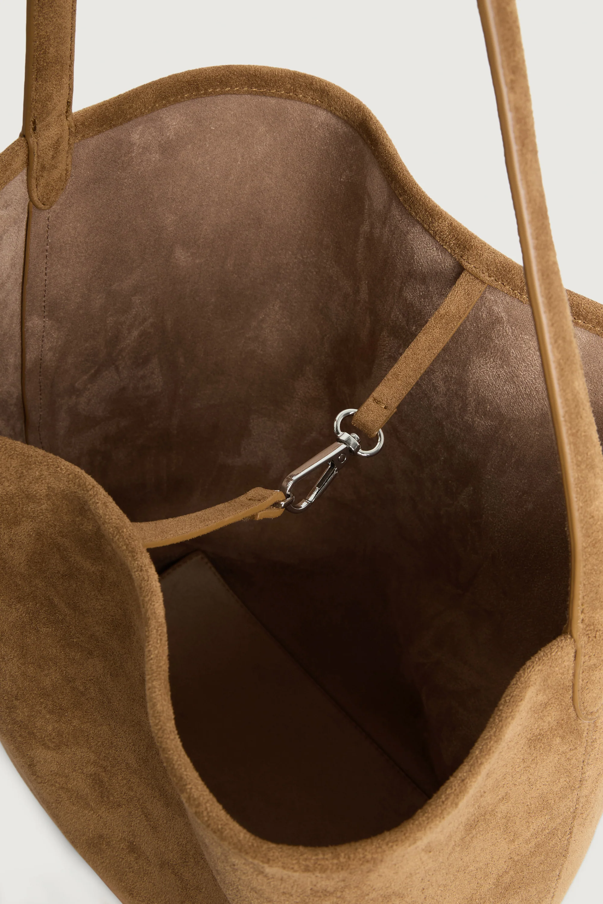 SLOANE TOTE IN VEGAN SUEDE - Image 5