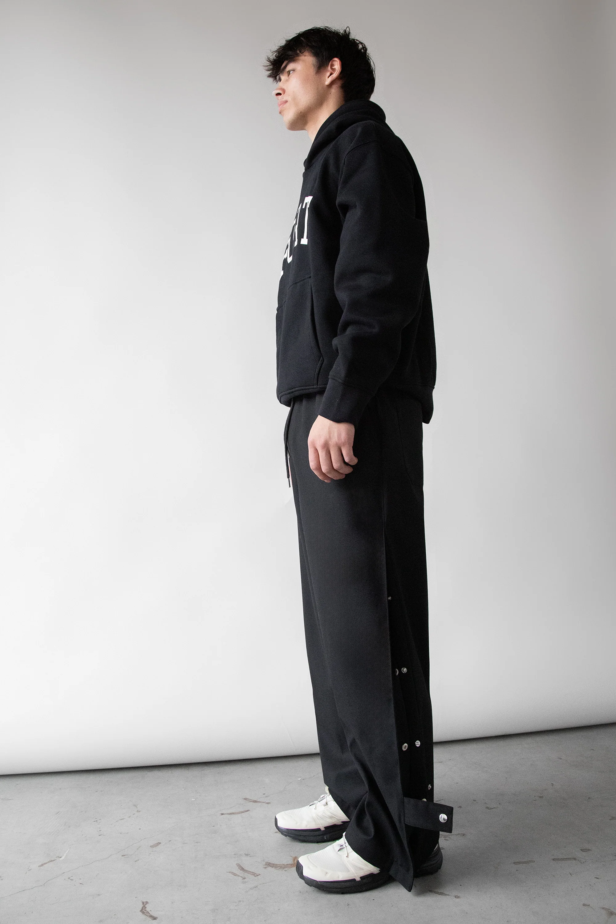 ELASTIC WAIST NYLON PANT - Image 6
