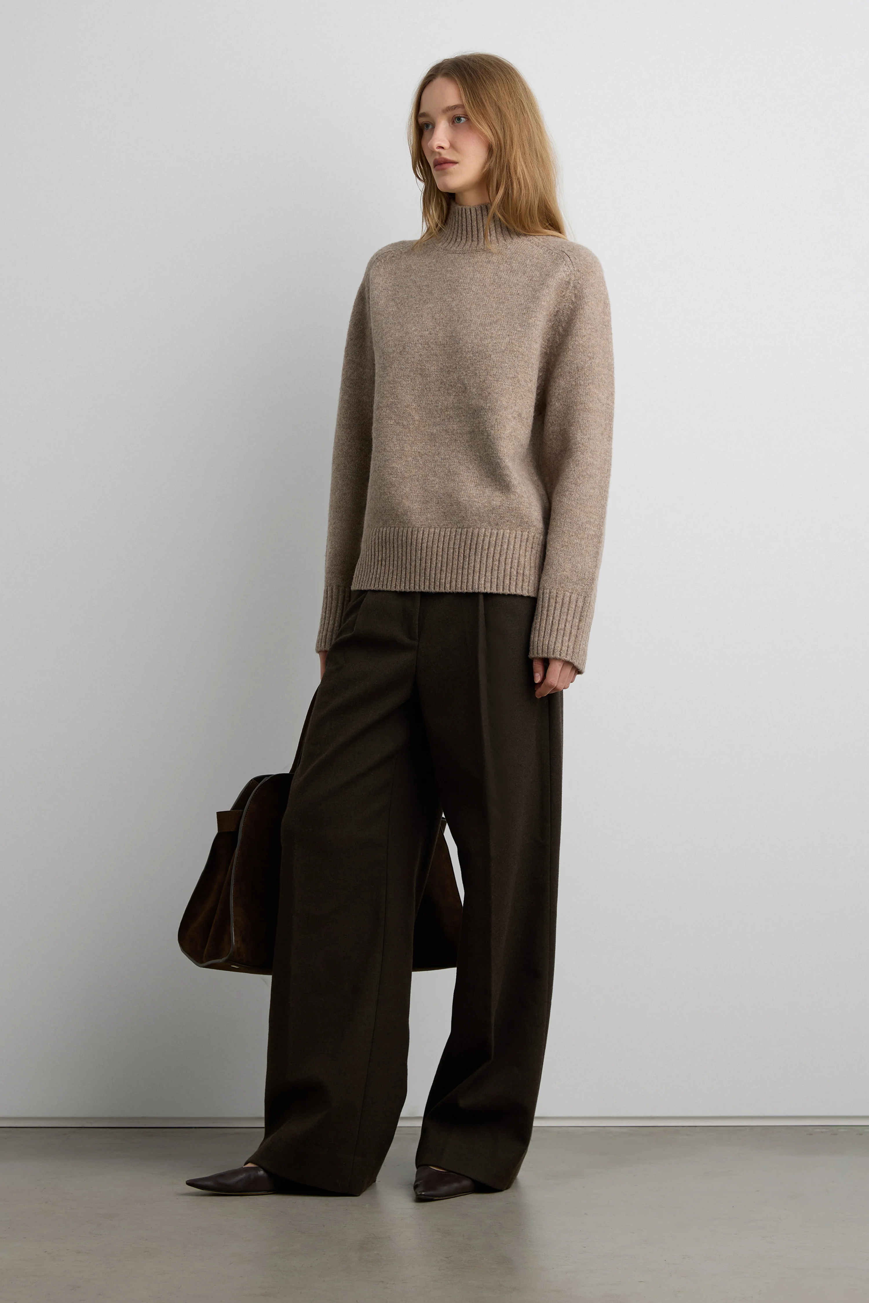 SOFT BRUSHED TURTLENECK SWEATER - Image 3