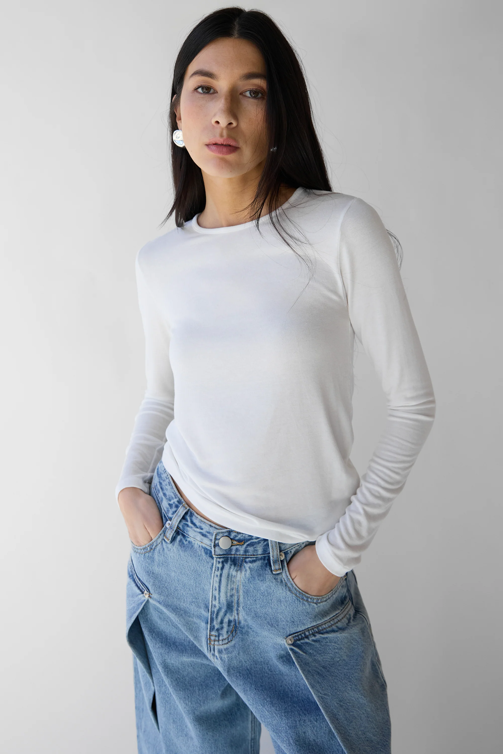 SOFT CLASSIC LONG SLEEVE TOP - Image 9