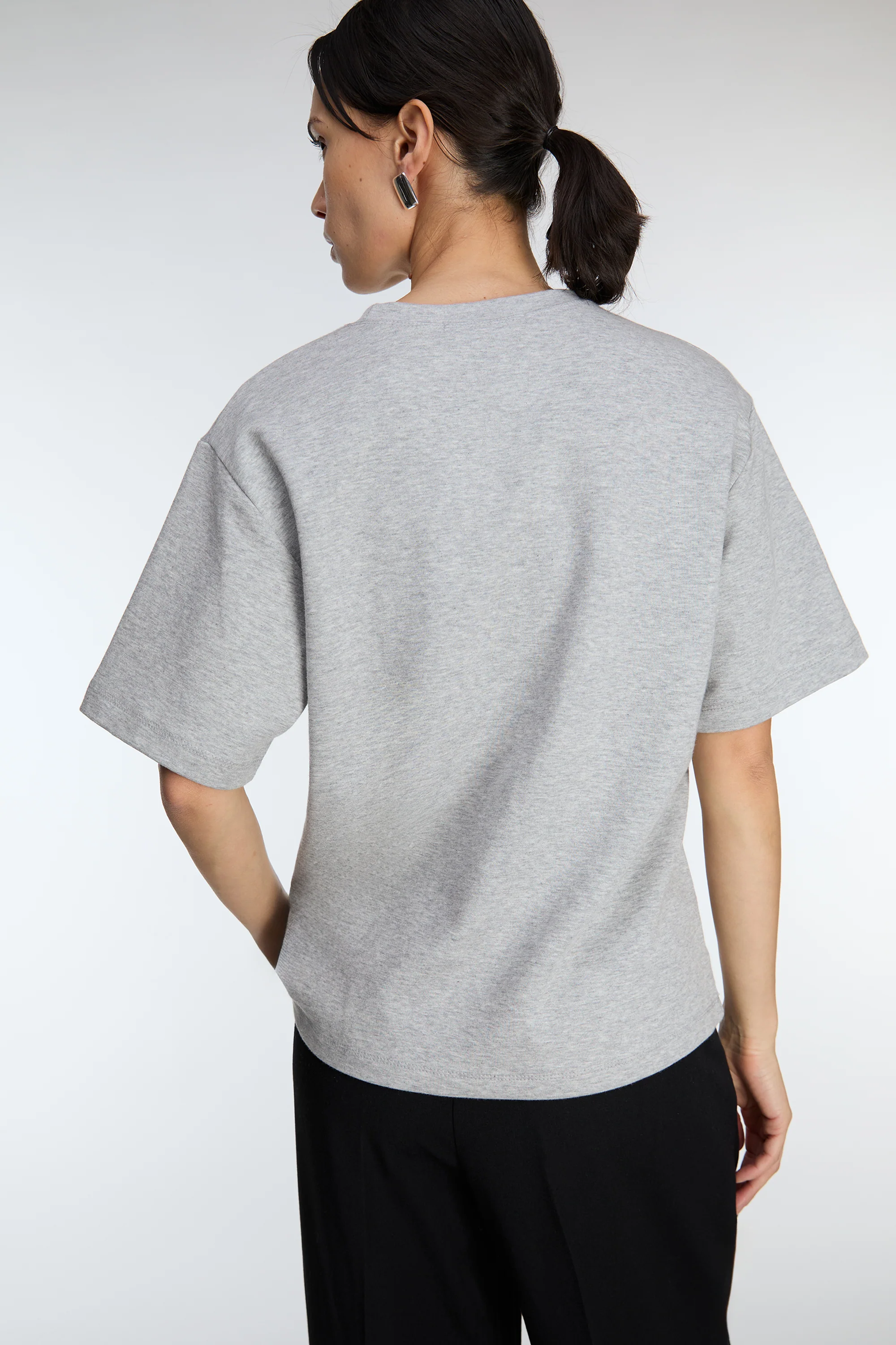 SUNDAY GRAPHIC T-SHIRT - Image 5