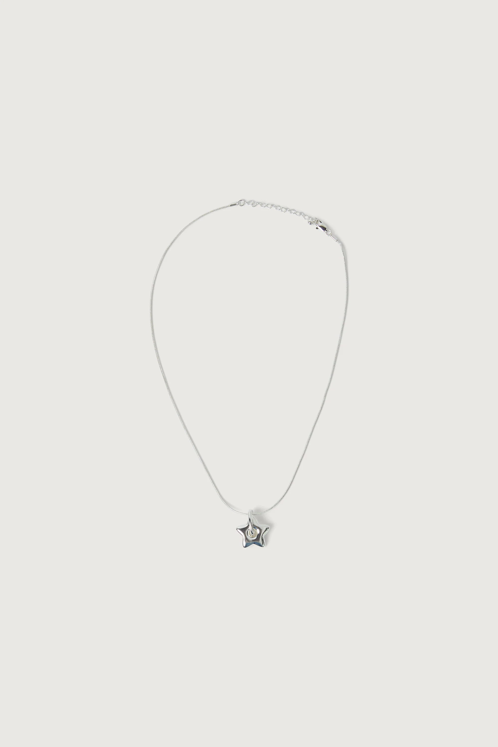 STAR PENDANT SNAKE CHAIN NECKLACE - Image 4