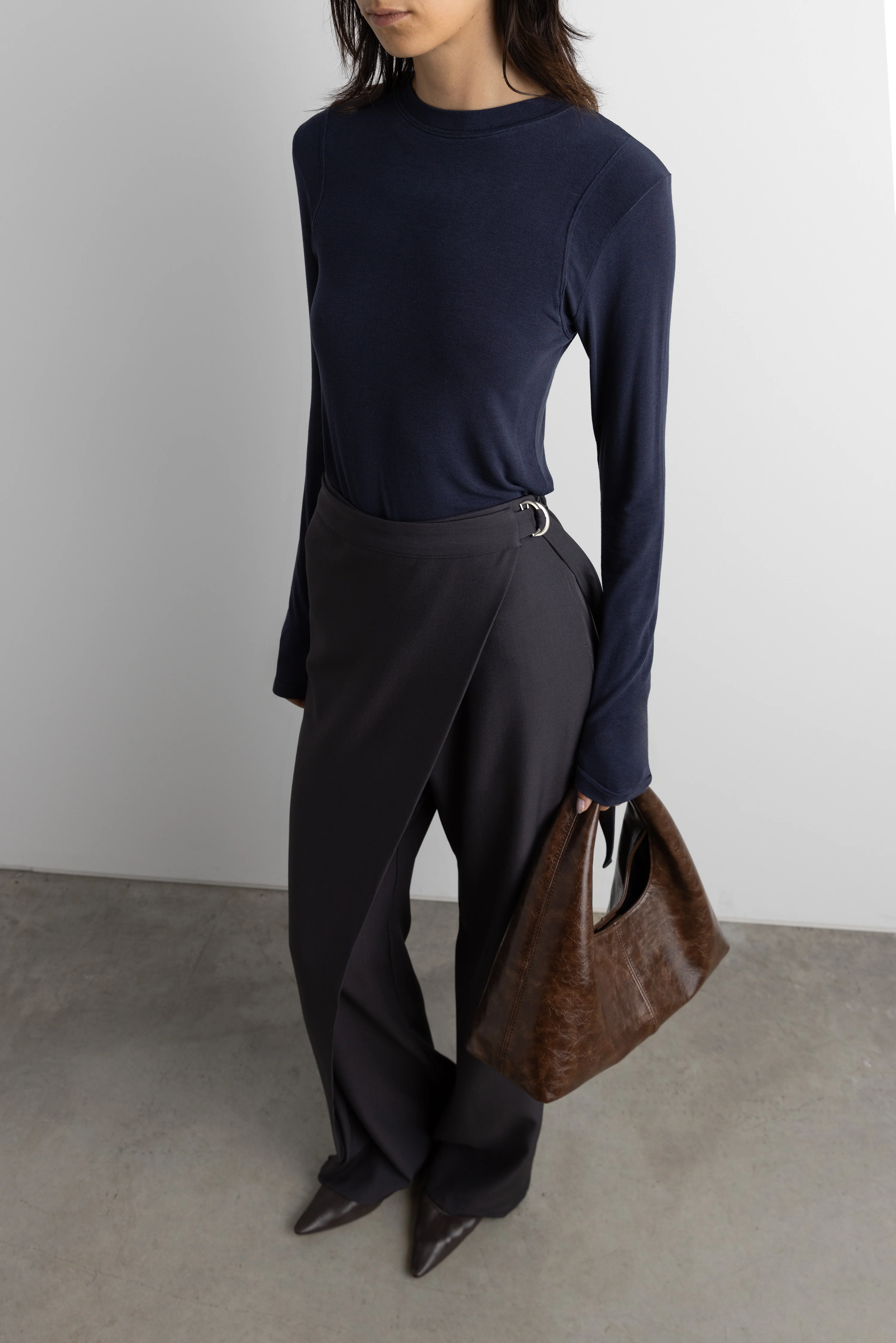STITCHED SHOULDER LONG-SLEEVE T-SHIRT - Image 7