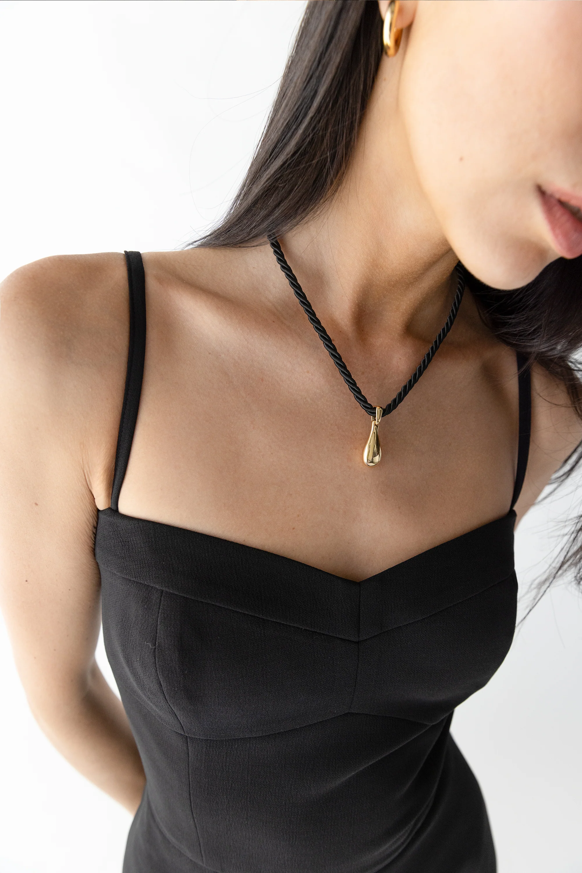 TEAR DROP NECKLACE - Image 3