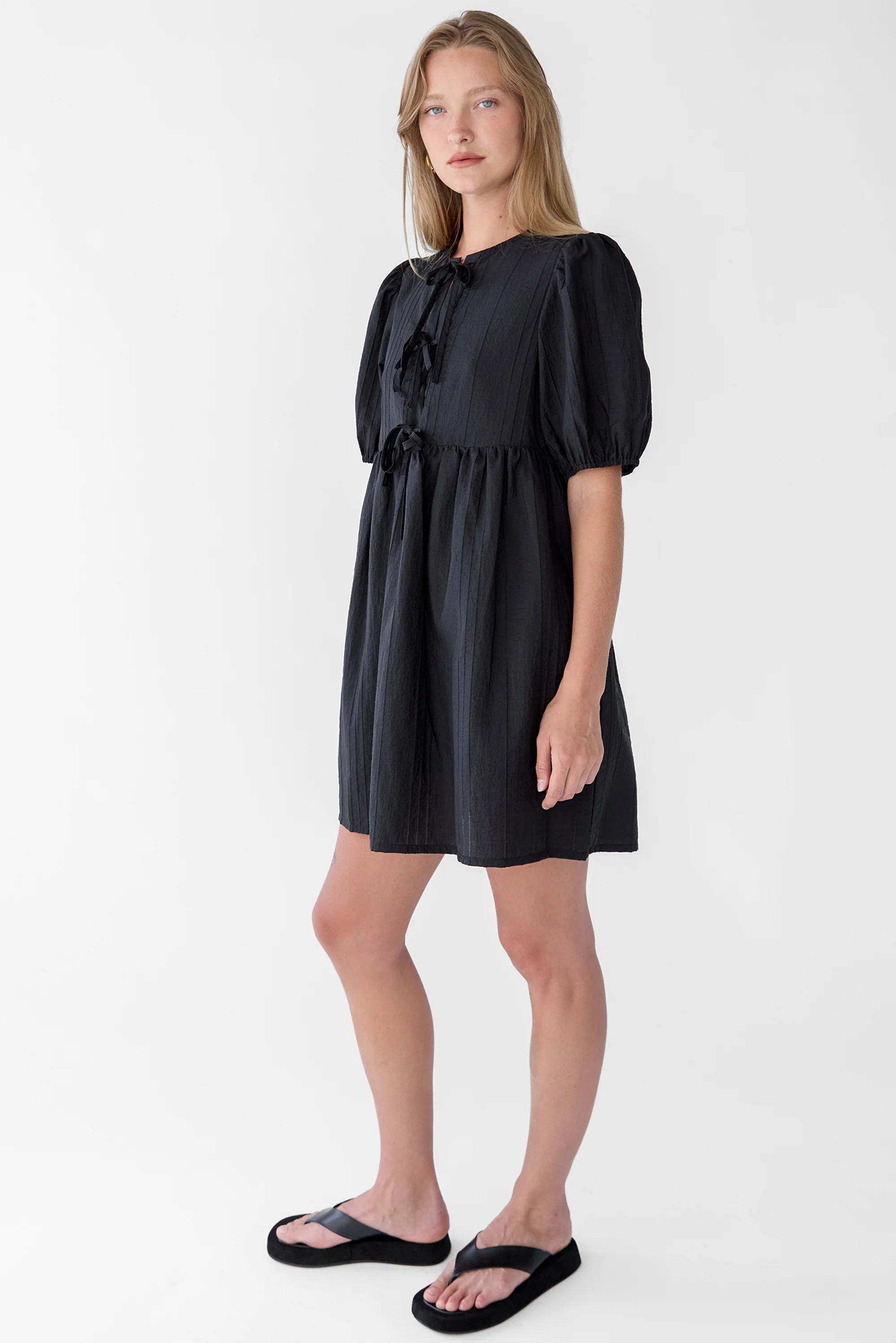 TIE-FRONT BABYDOLL MINI DRESS - Image 4