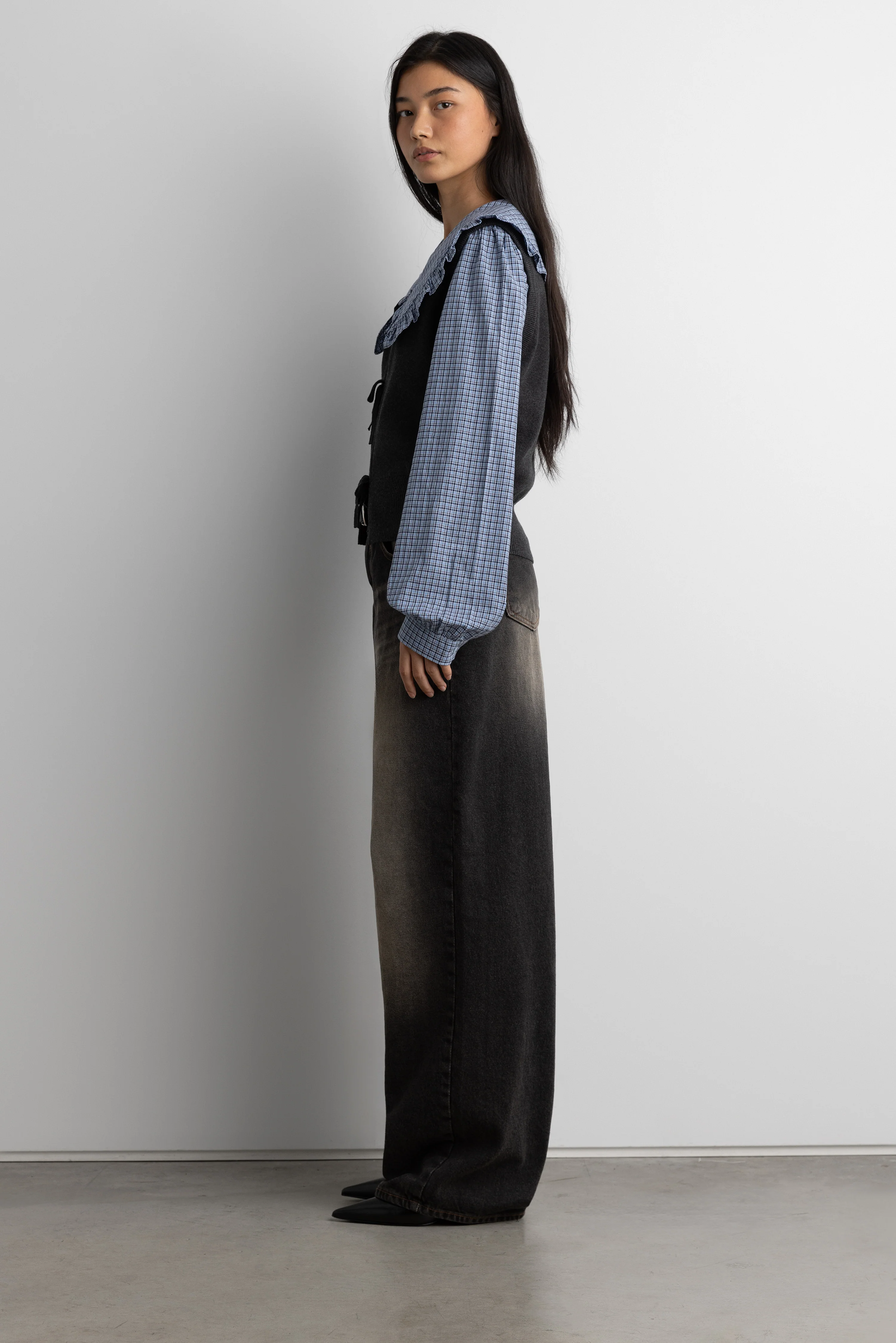 OPEN FRONT SWEATER VEST WITH TIES - Image 3