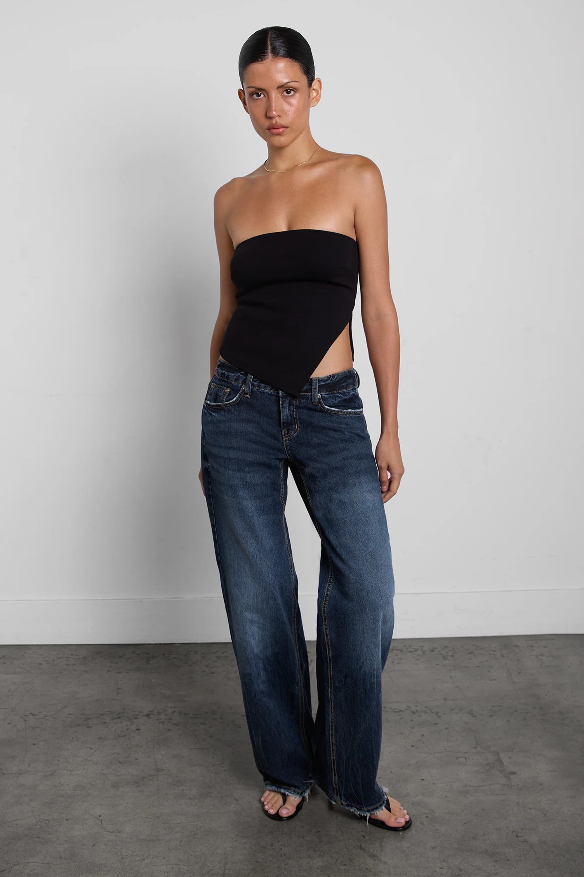 CROPPED TUBE TOP WITH SIDE SLIT - Image 6