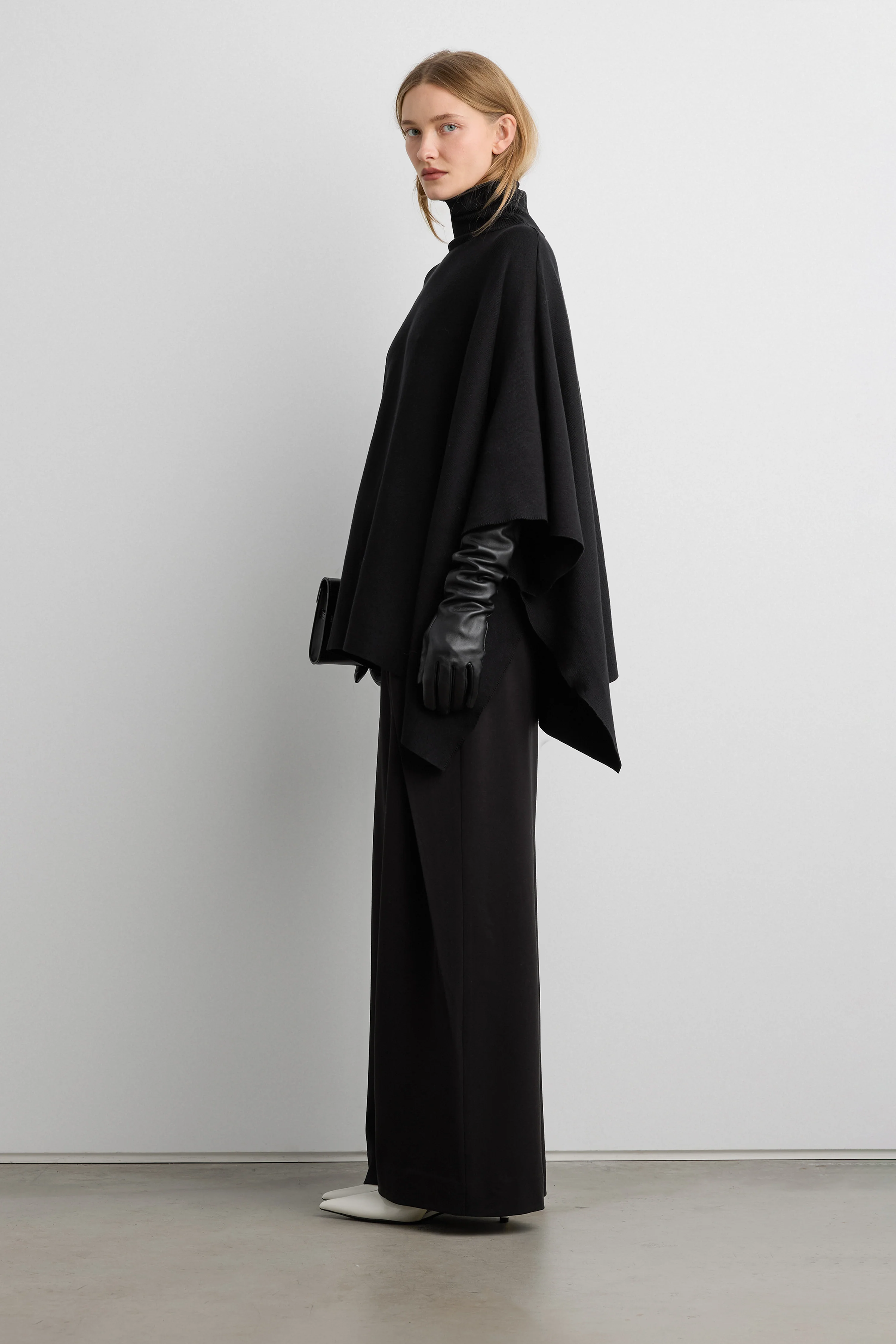 TURTLENECK CAPE - Image 2