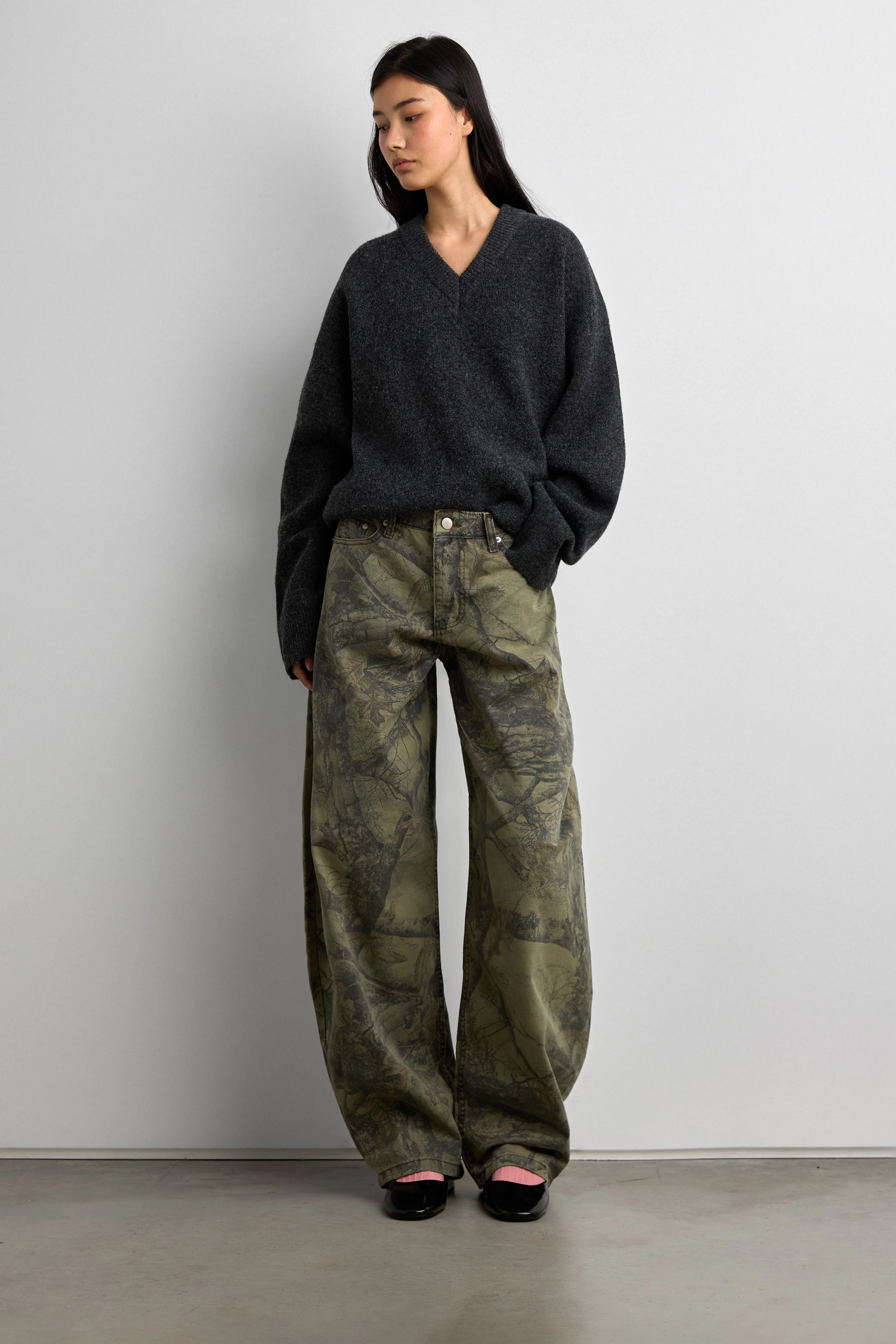 V-NECK SWEATER - Image 6