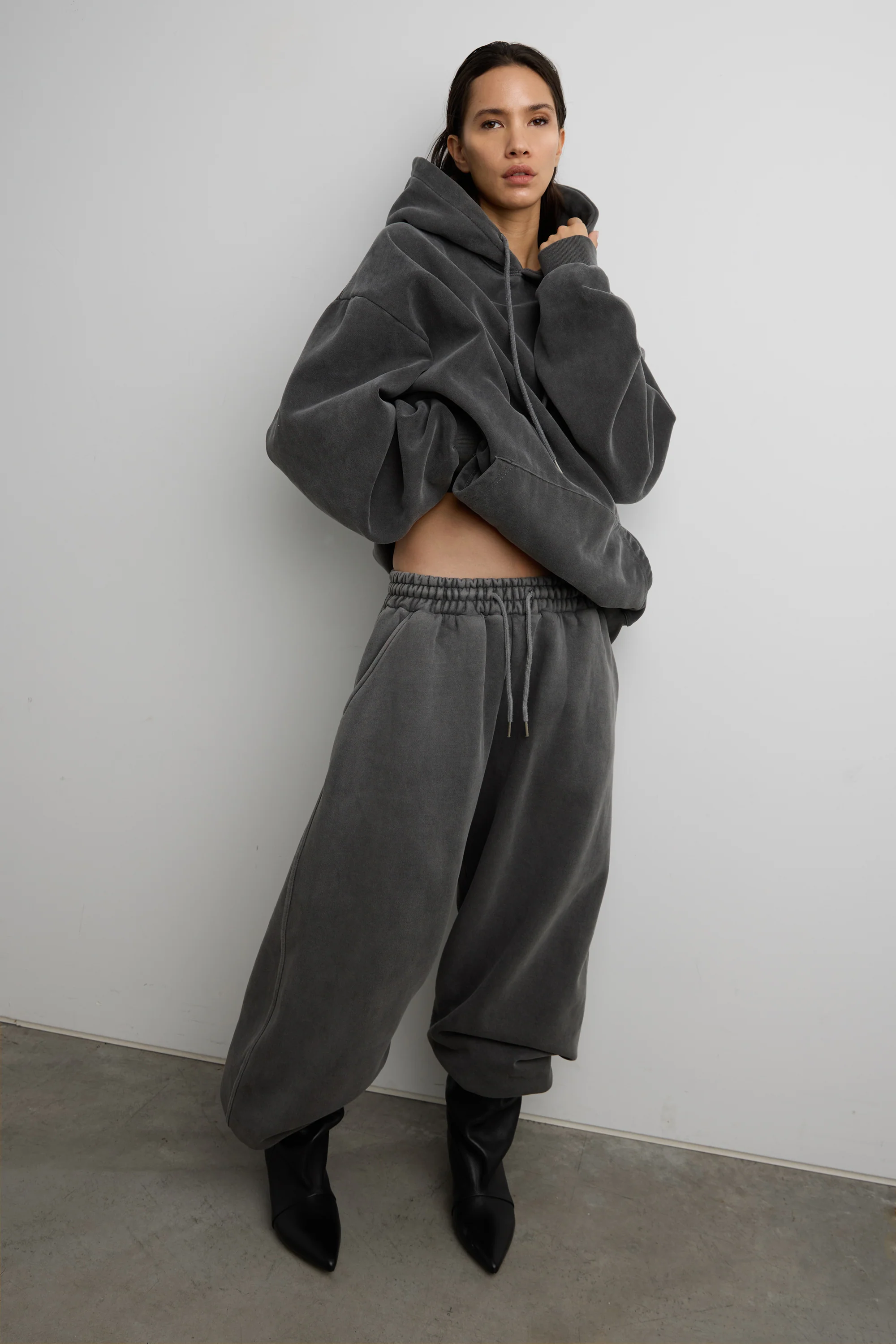 FLEECE STUDIO BOYFRIEND SWEATPANT - Image 8