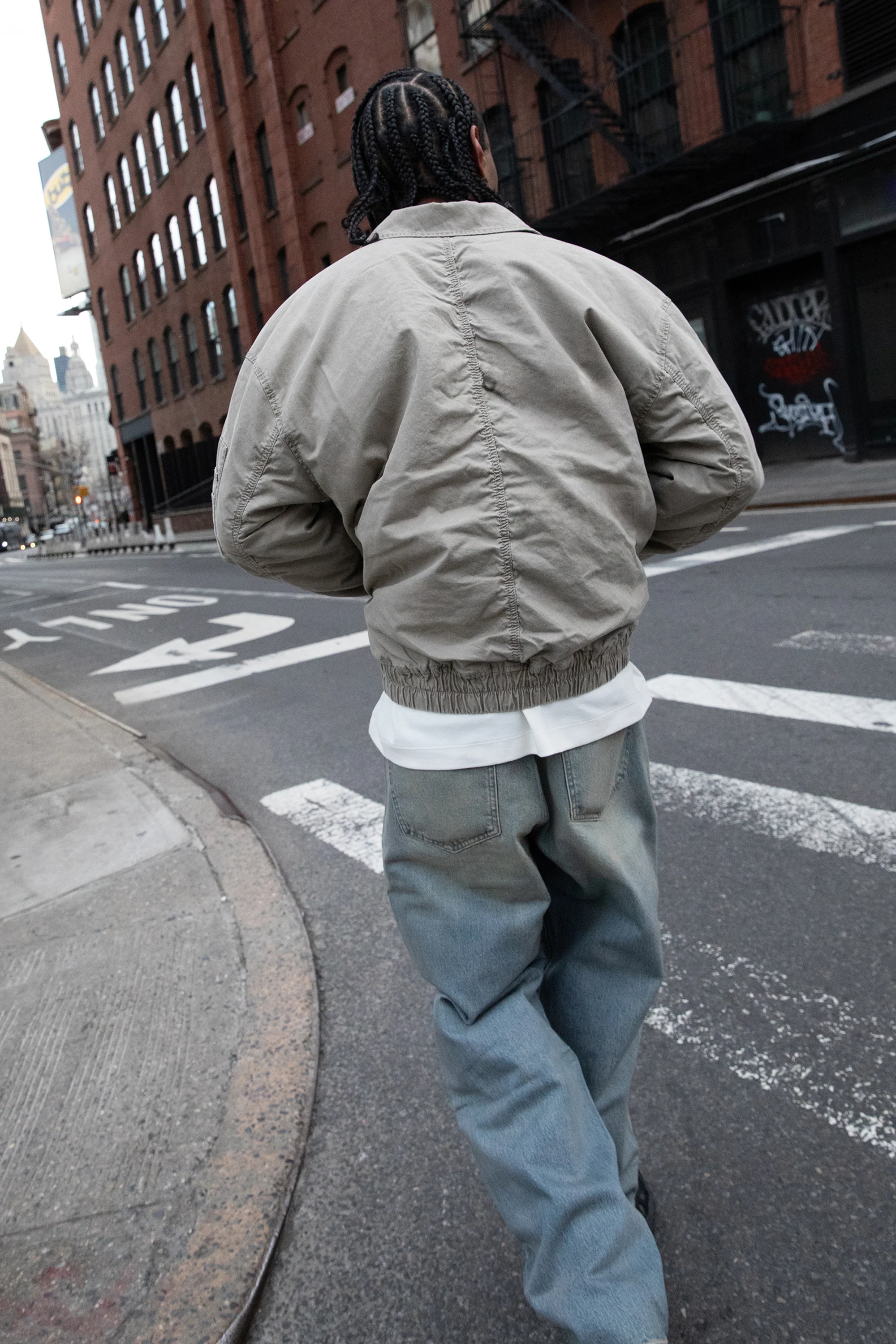 WASHED EFFECT COTTON UTILITY BOMBER JACKET - Image 10