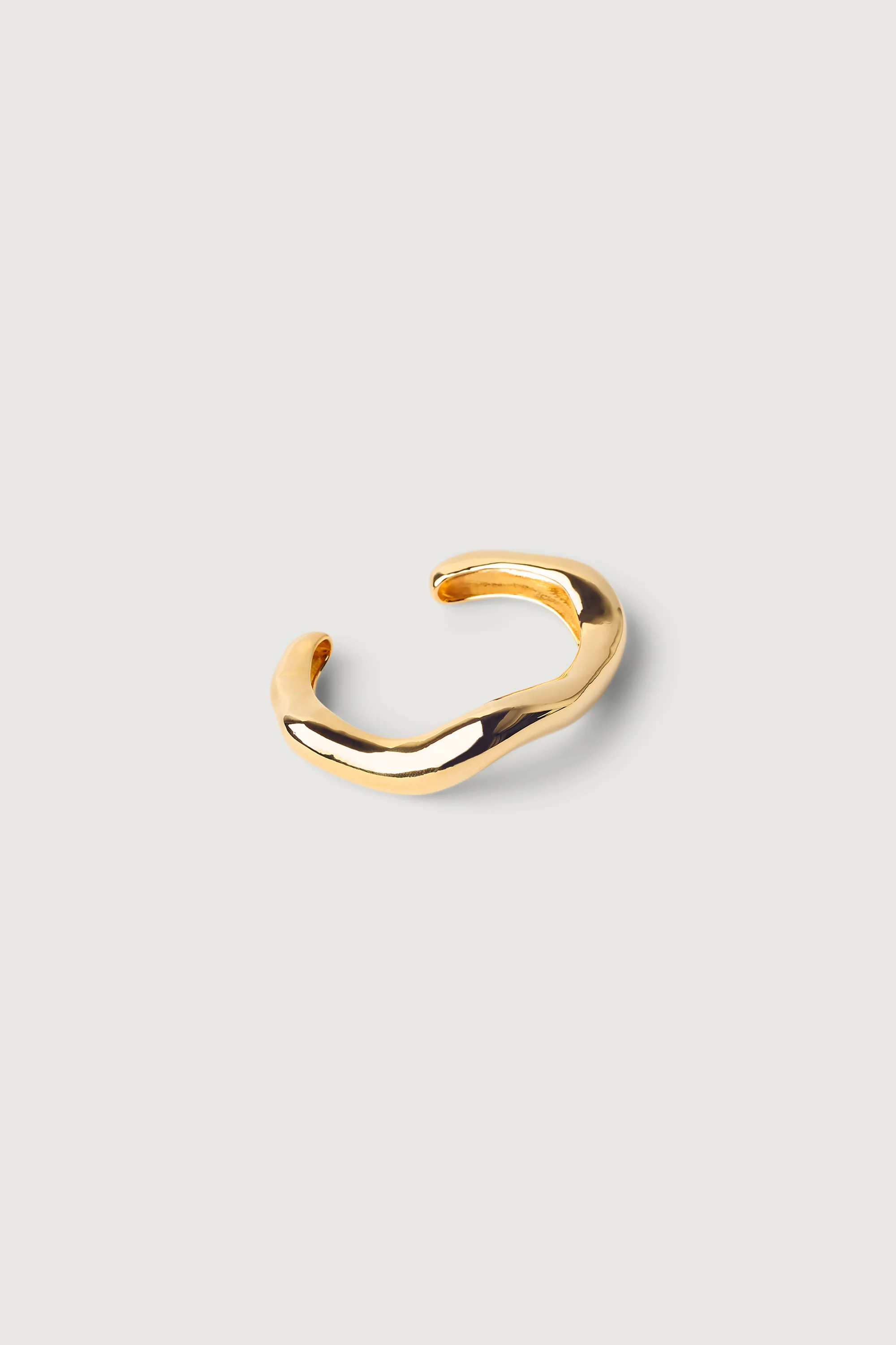 WAVY CUFF BRACELET - Image 3